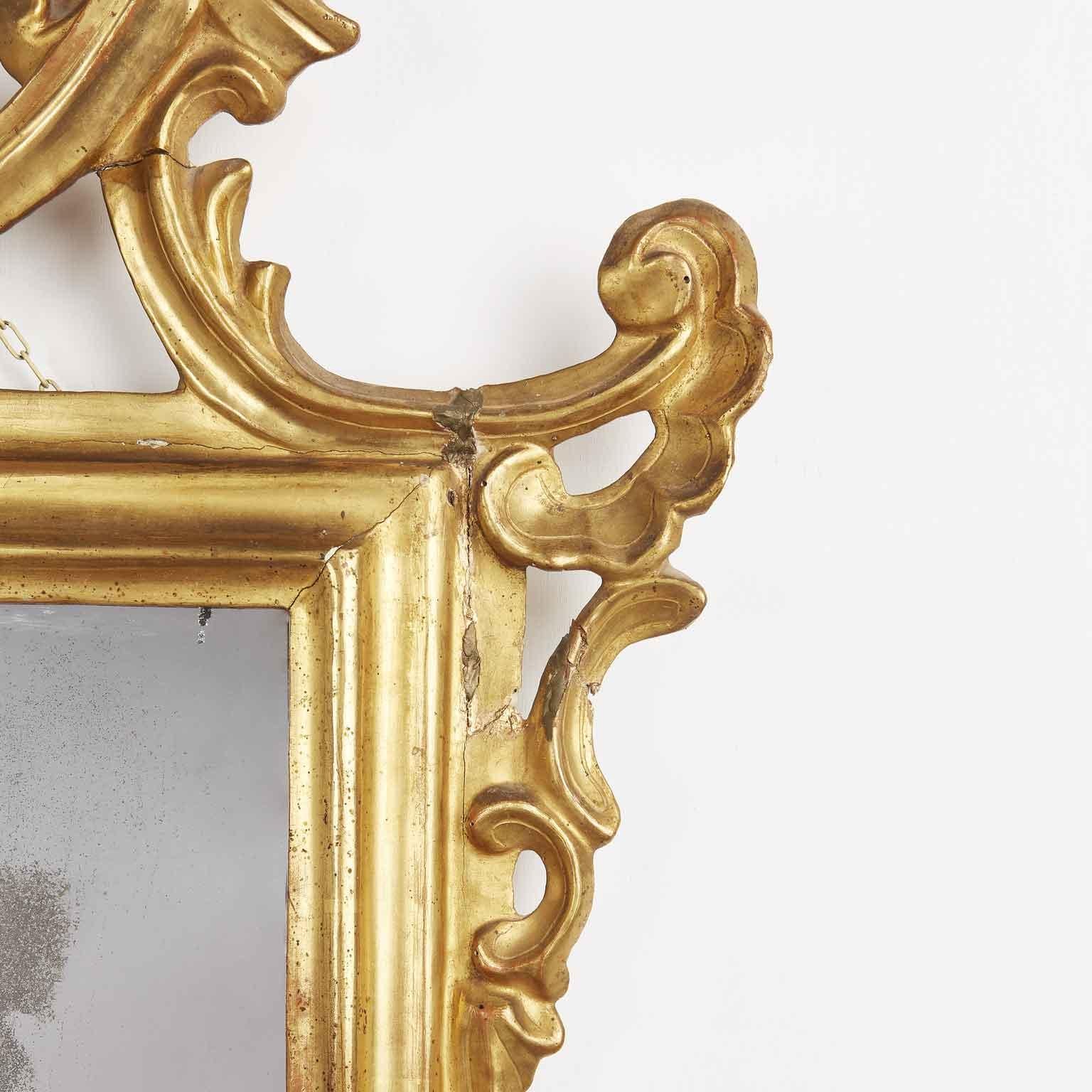 18th Century Italian Gilt Wood Mirror Louis XV with Mercury Plate In Fair Condition For Sale In Milan, IT