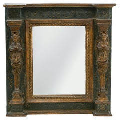 Espejo de pared italiano del siglo XVIII de madera dorada y columnas laterales de cariátides pintadas