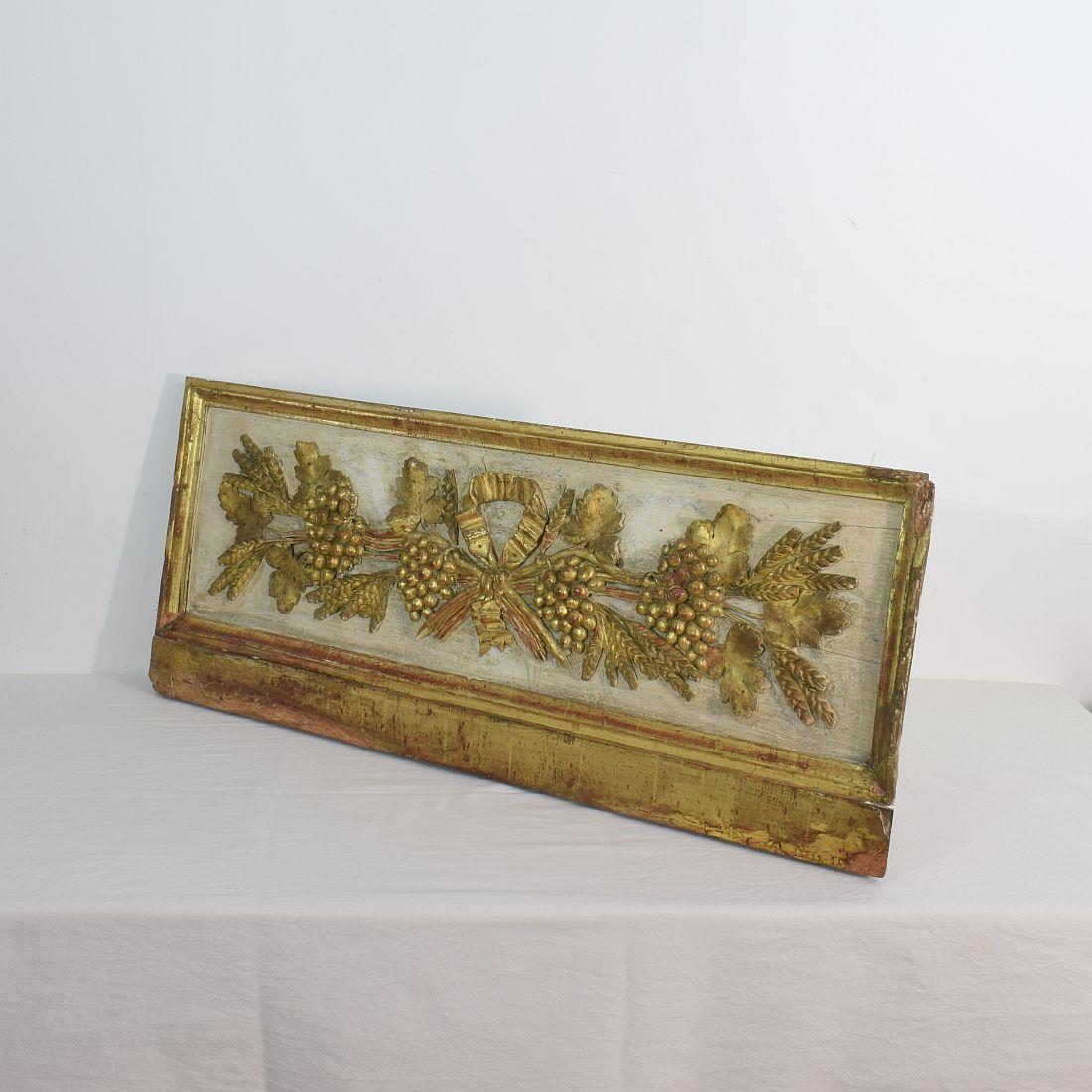 18th Century Italian Giltwood Baroque Panel In Good Condition In Buisson, FR