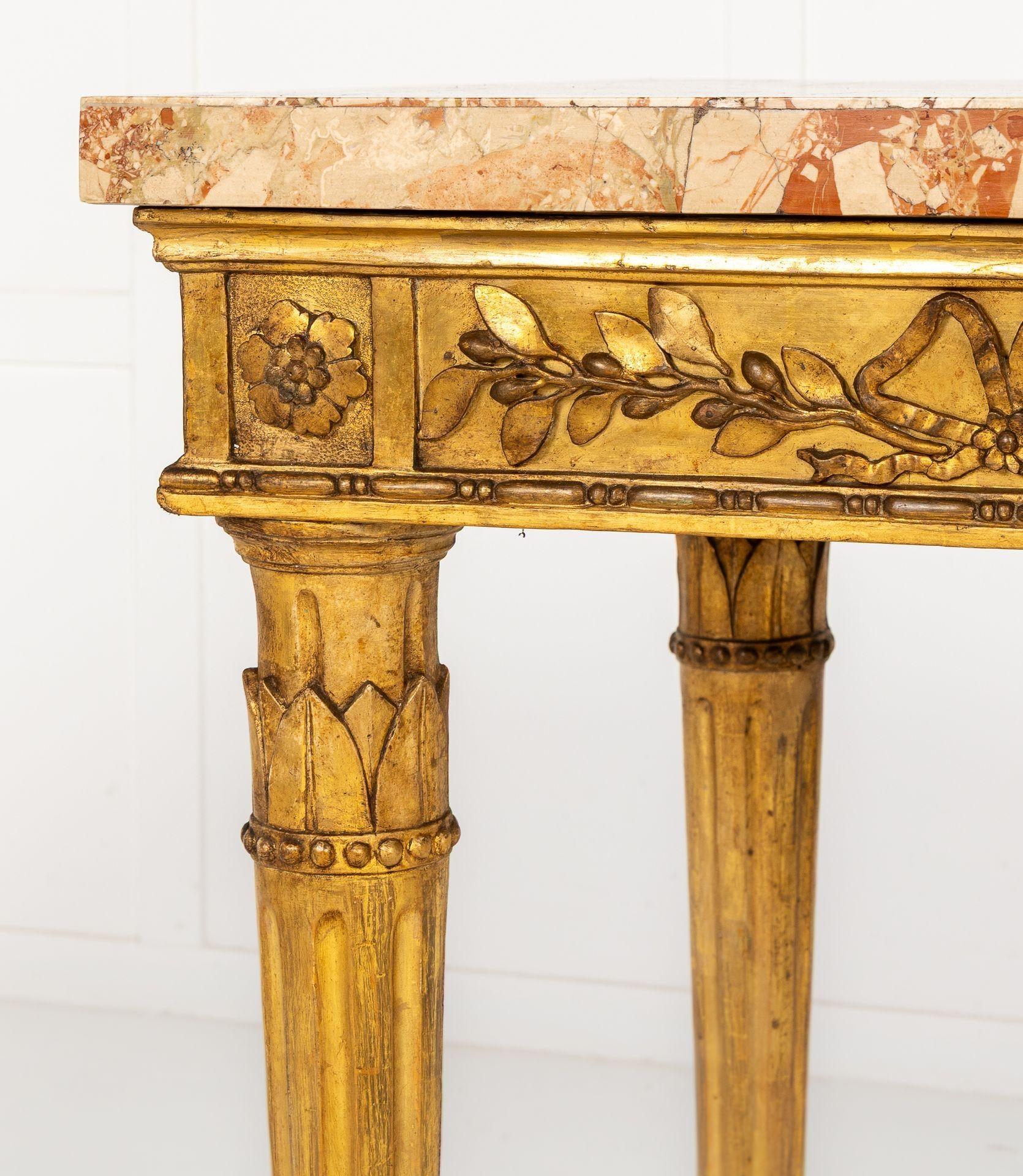 18th Century Italian Giltwood Console Table For Sale 1