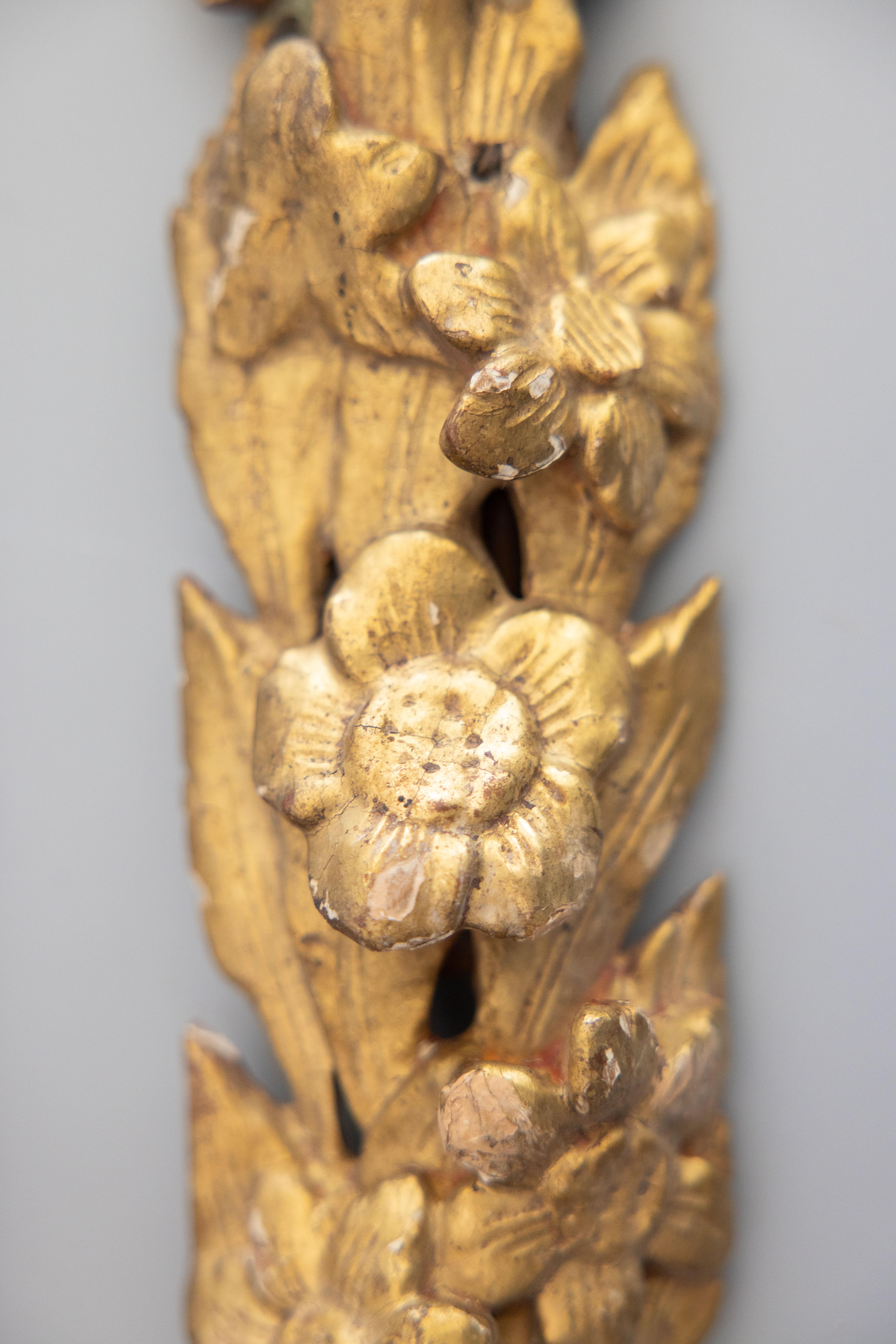 18. Jahrhundert Italienisch Giltwood Floral Hanging Architektonische Fragmente Wand Swags im Angebot 4