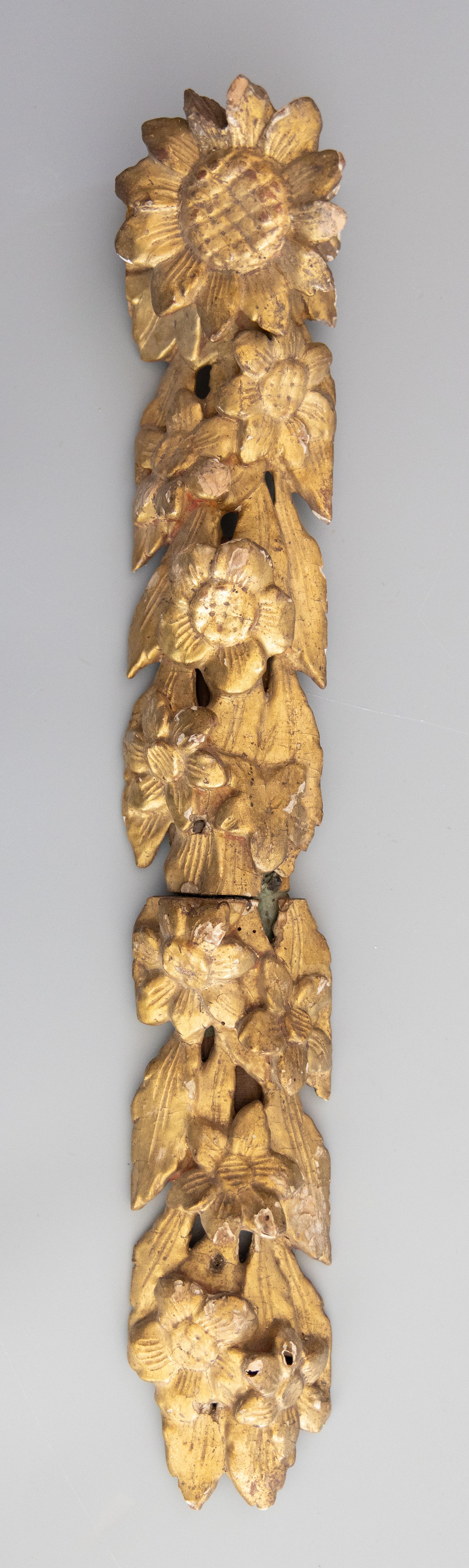 18. Jahrhundert Italienisch Giltwood Floral Hanging Architektonische Fragmente Wand Swags im Zustand „Gut“ im Angebot in Pearland, TX