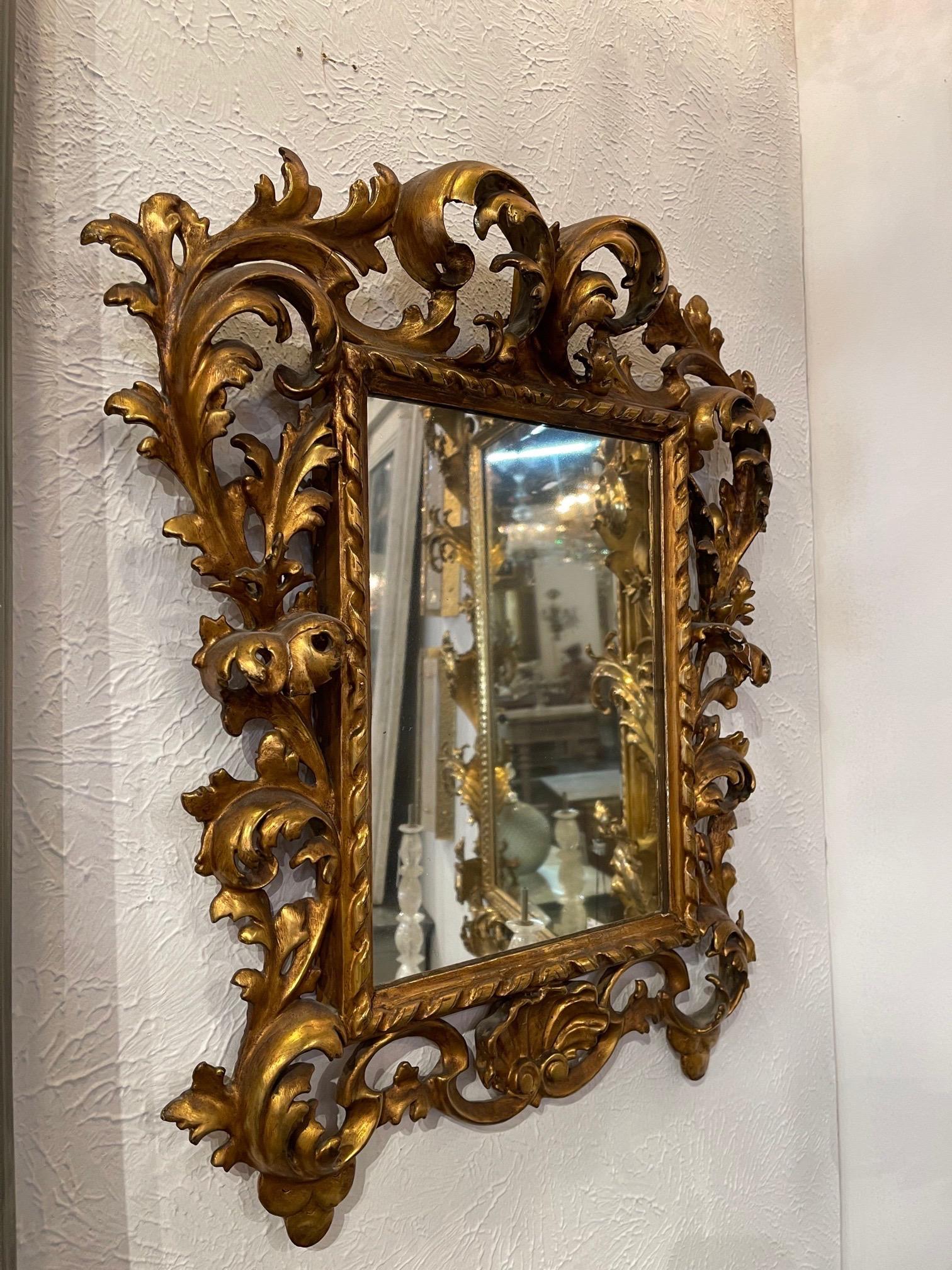 Miroir Florentine du XVIIIe siècle en bois doré italien 2
