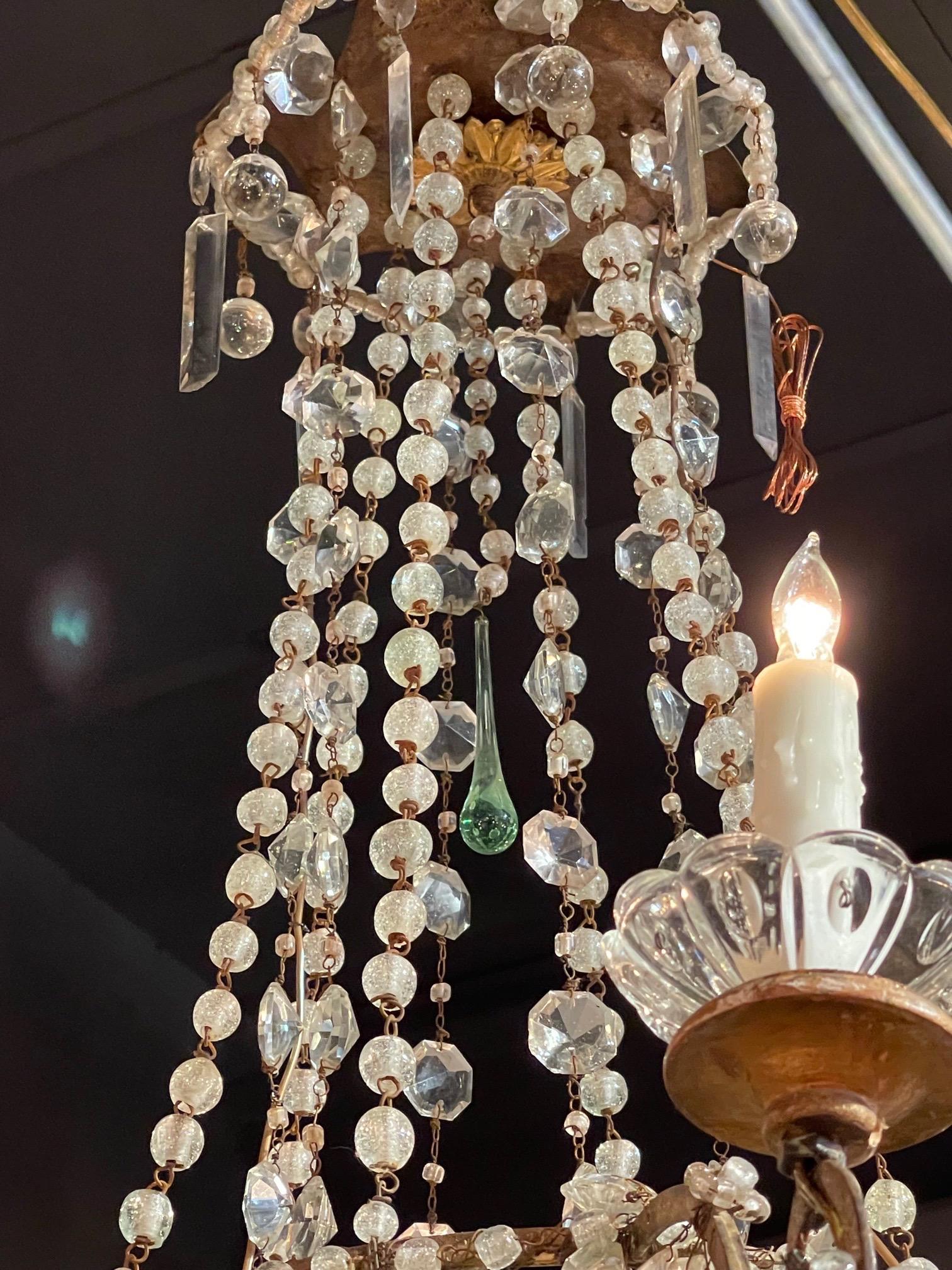 Lustre en forme de panier en verre et cristal italien du 18e siècle en vente 1