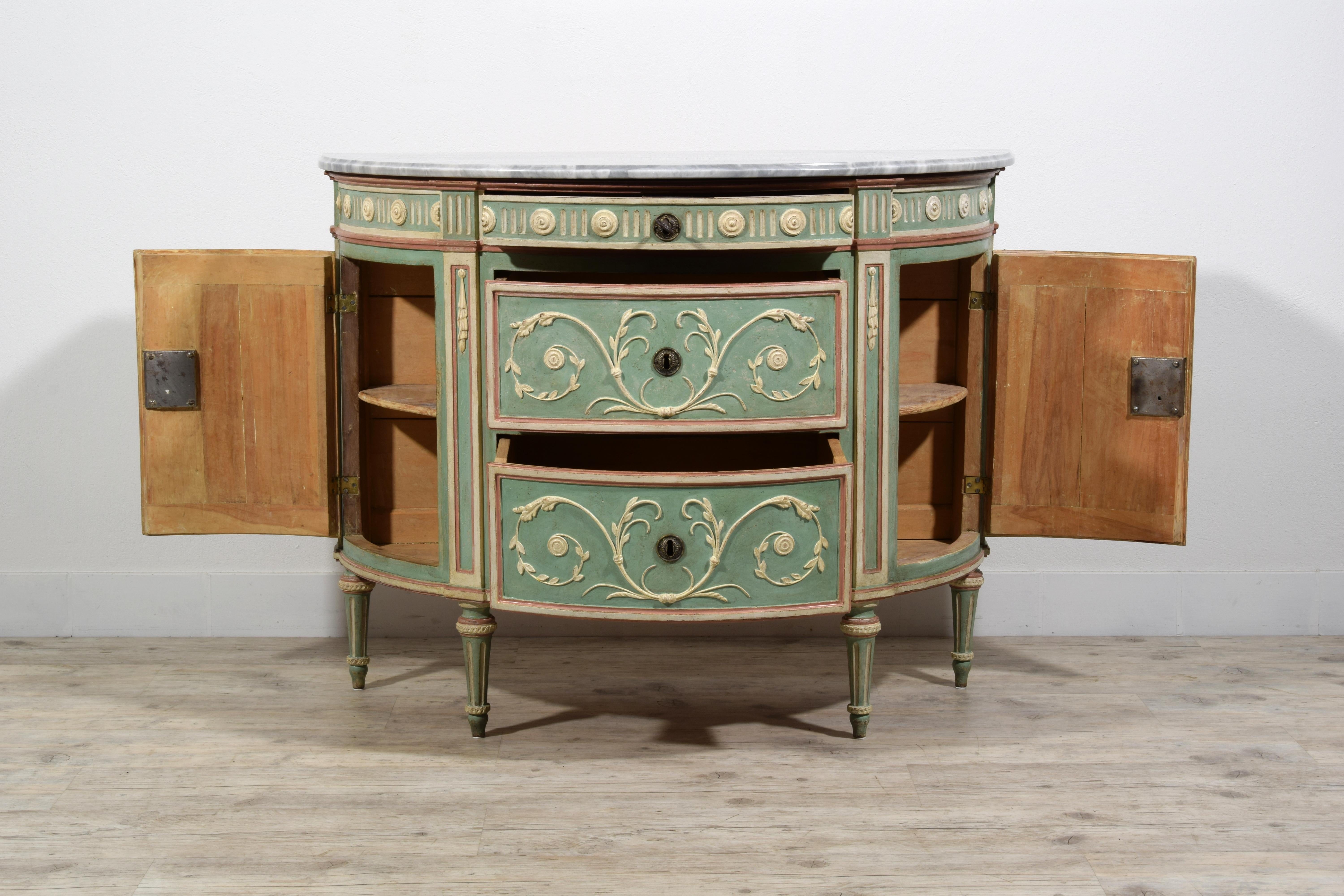 18th century, Italian Half-moon Lacquered Wood Chest of Drawers For Sale 1