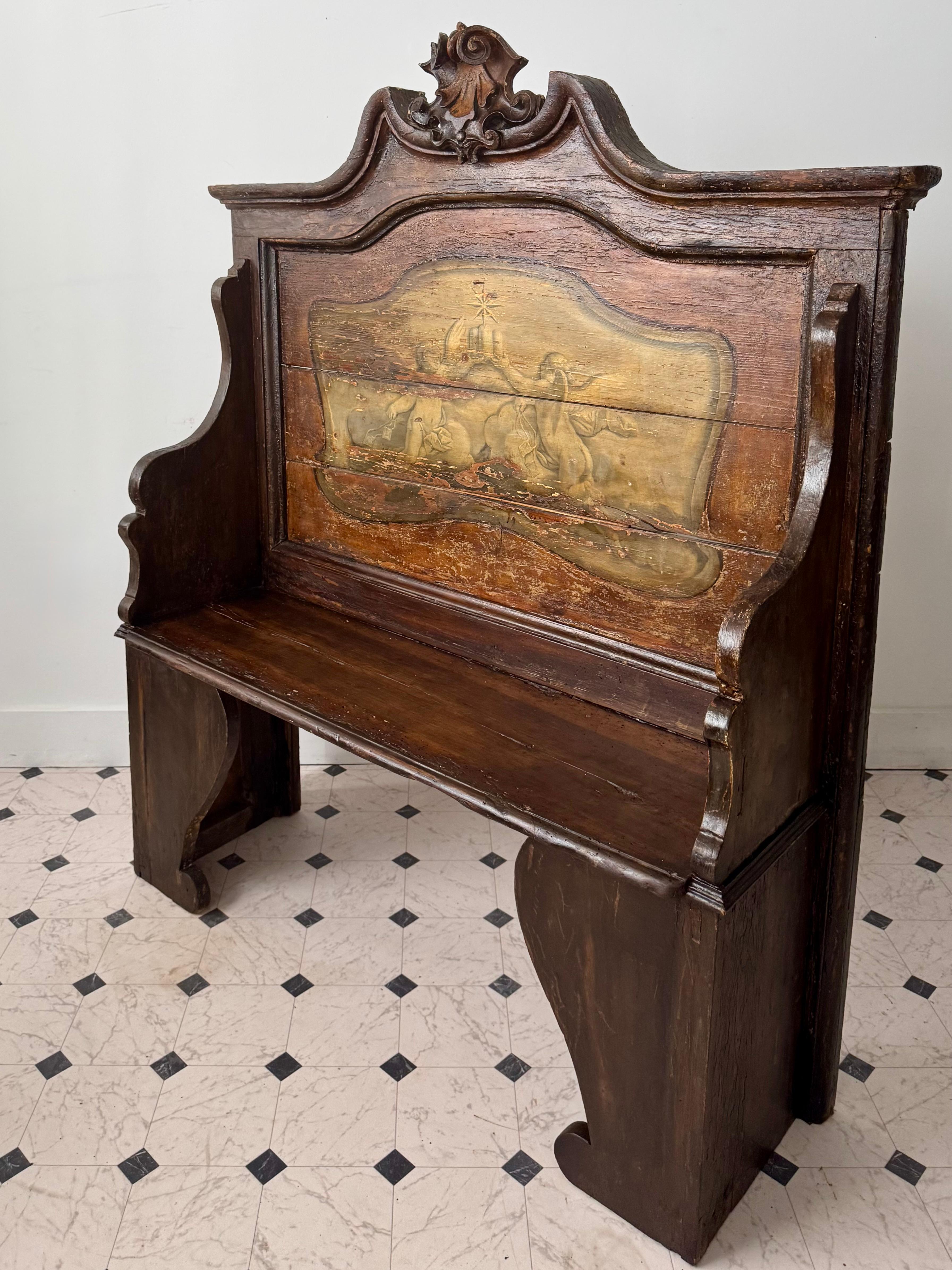 Hand-Carved 18th century Italian Hall Bench For Sale