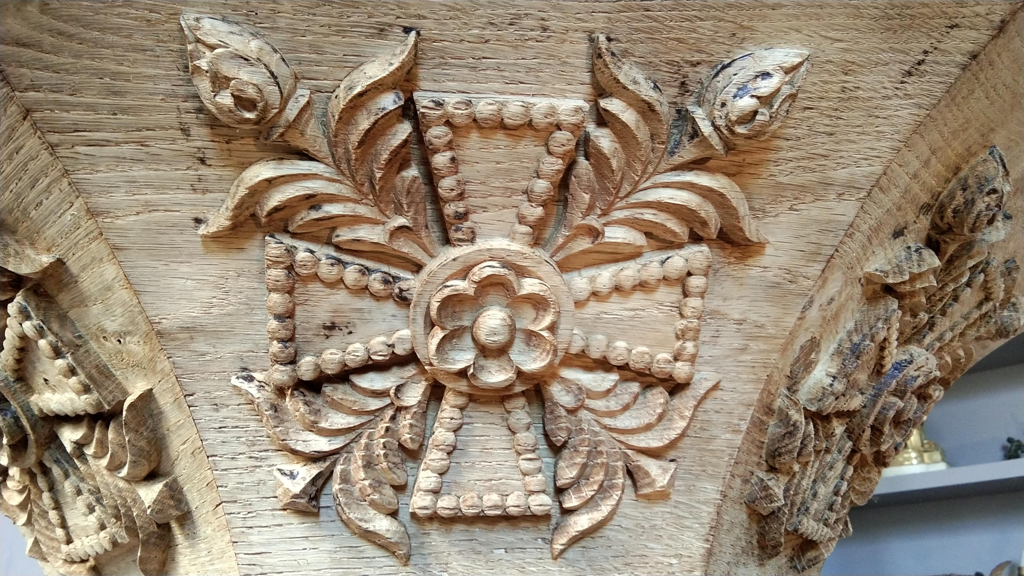 18th Century Italian Hand Carved Oak Lantern 1