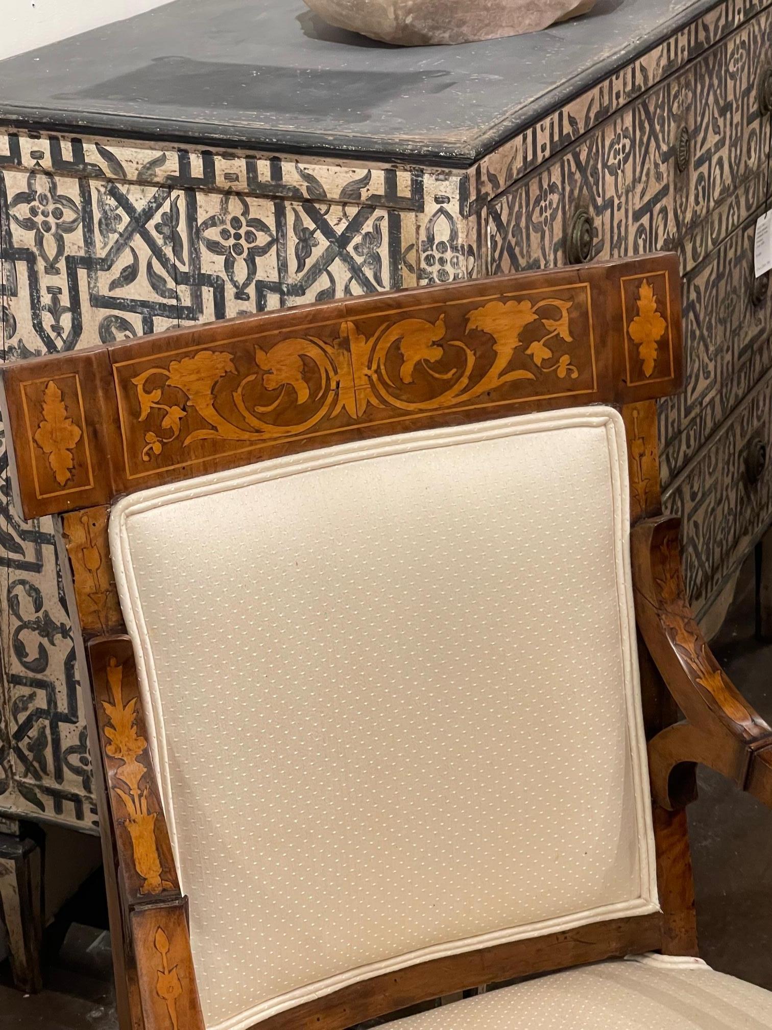 Inlay 18th Century Italian Inlaid Walnut Armchair For Sale