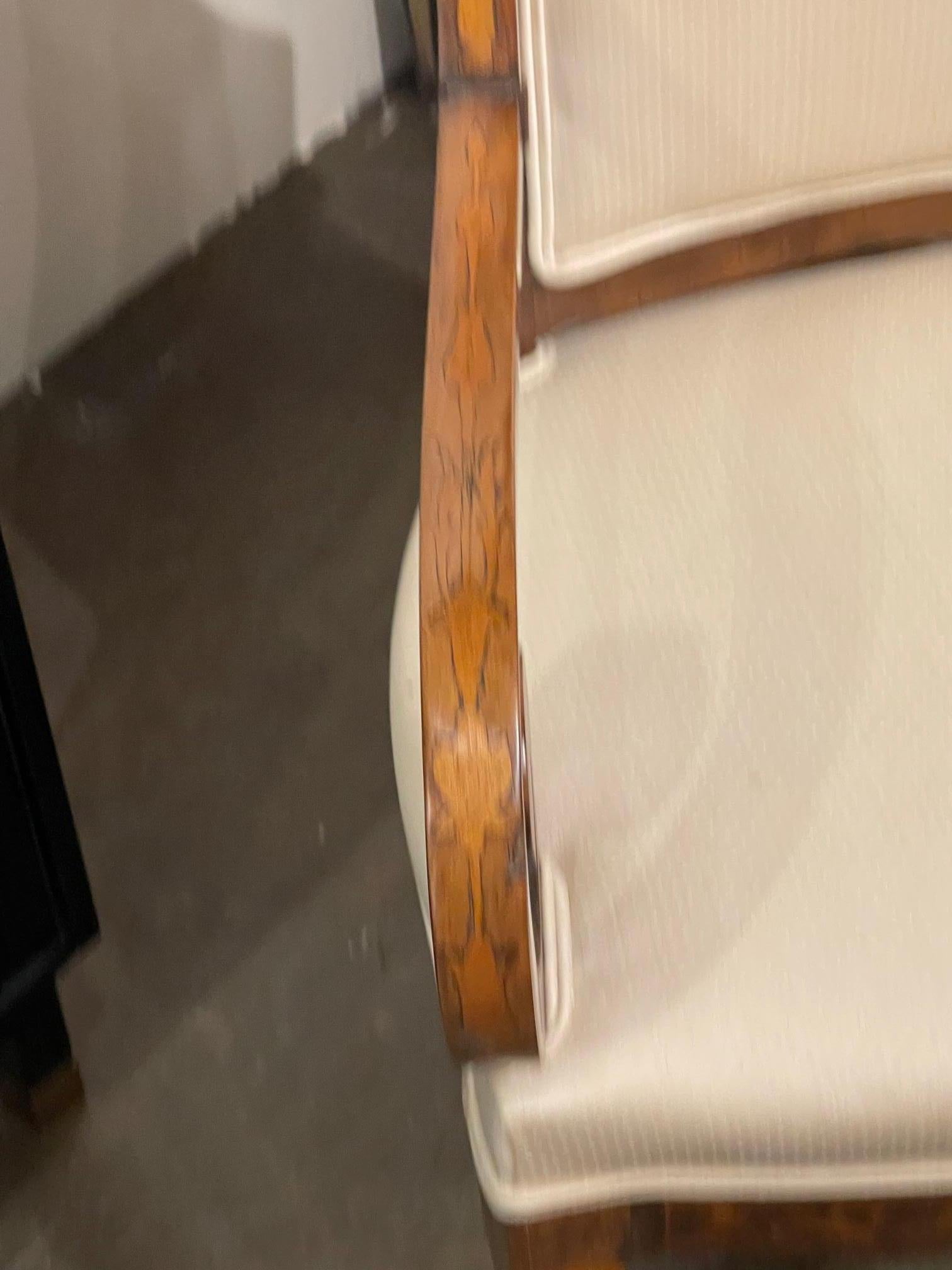 18th Century Italian Inlaid Walnut Armchair In Good Condition For Sale In Dallas, TX