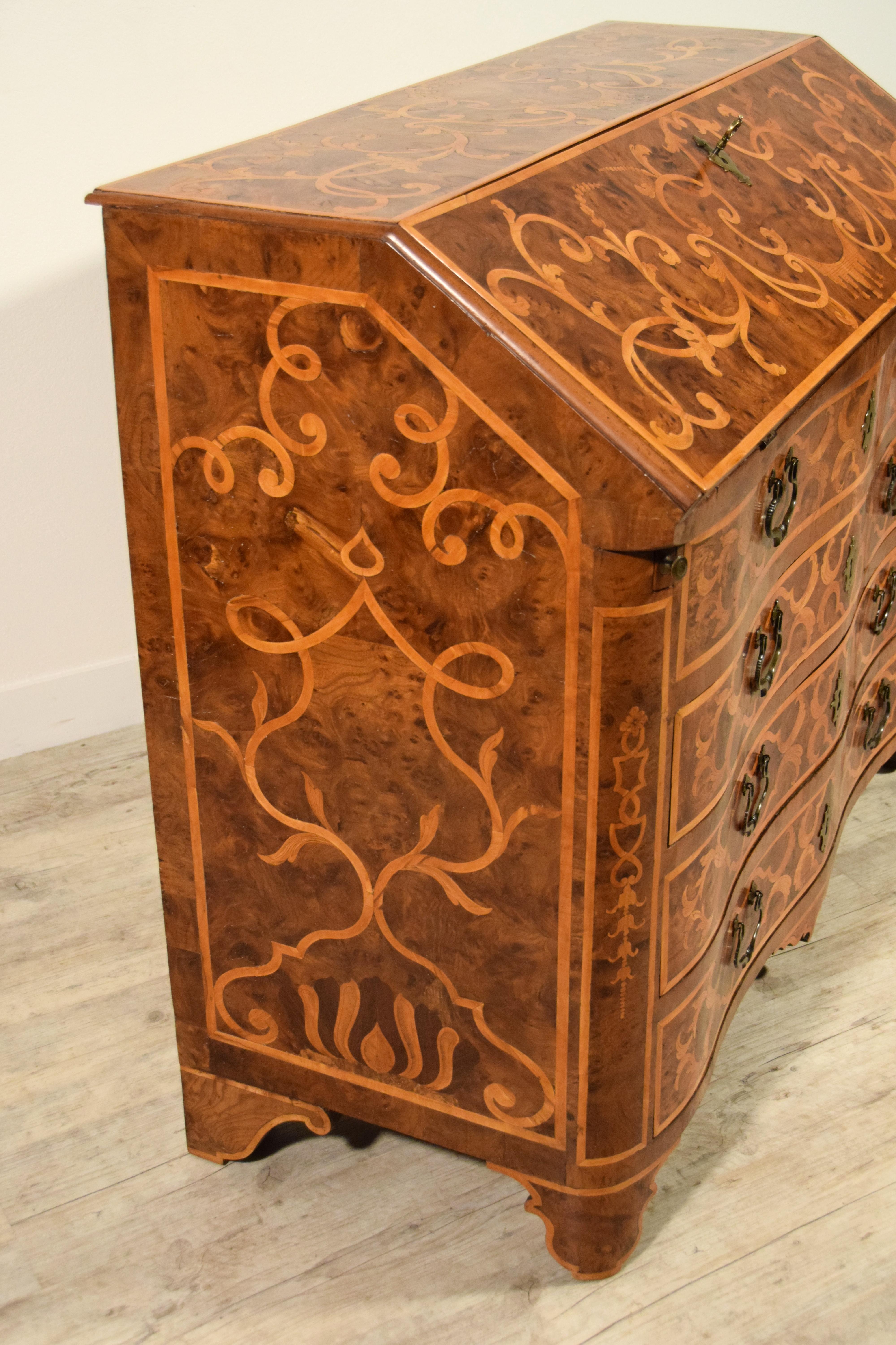 18th Century, Italian Inlaid Wood Chest of Drawers with Secretaire For Sale 8