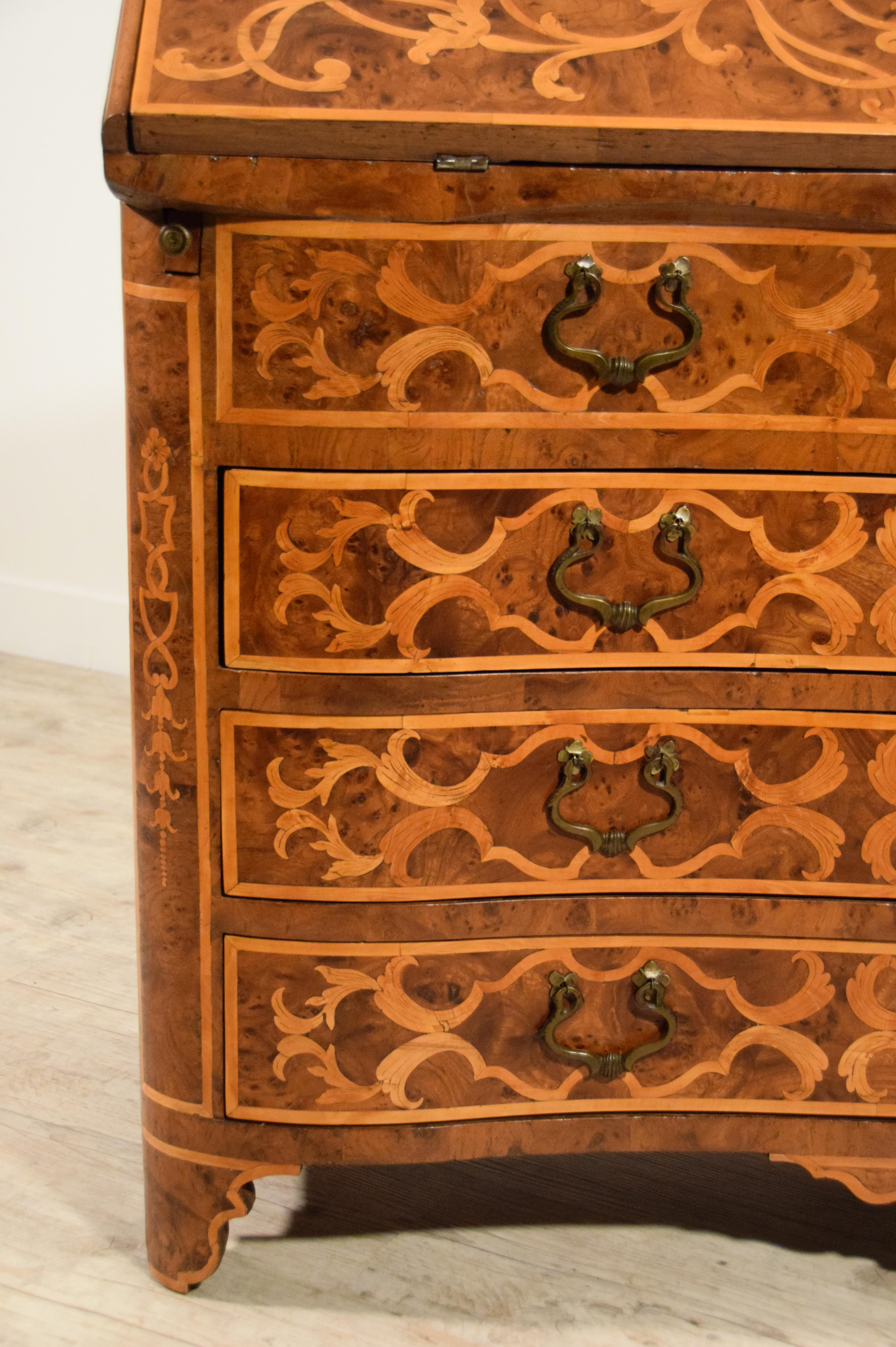18th Century, Italian Inlaid Wood Chest of Drawers with Secretaire For Sale 13