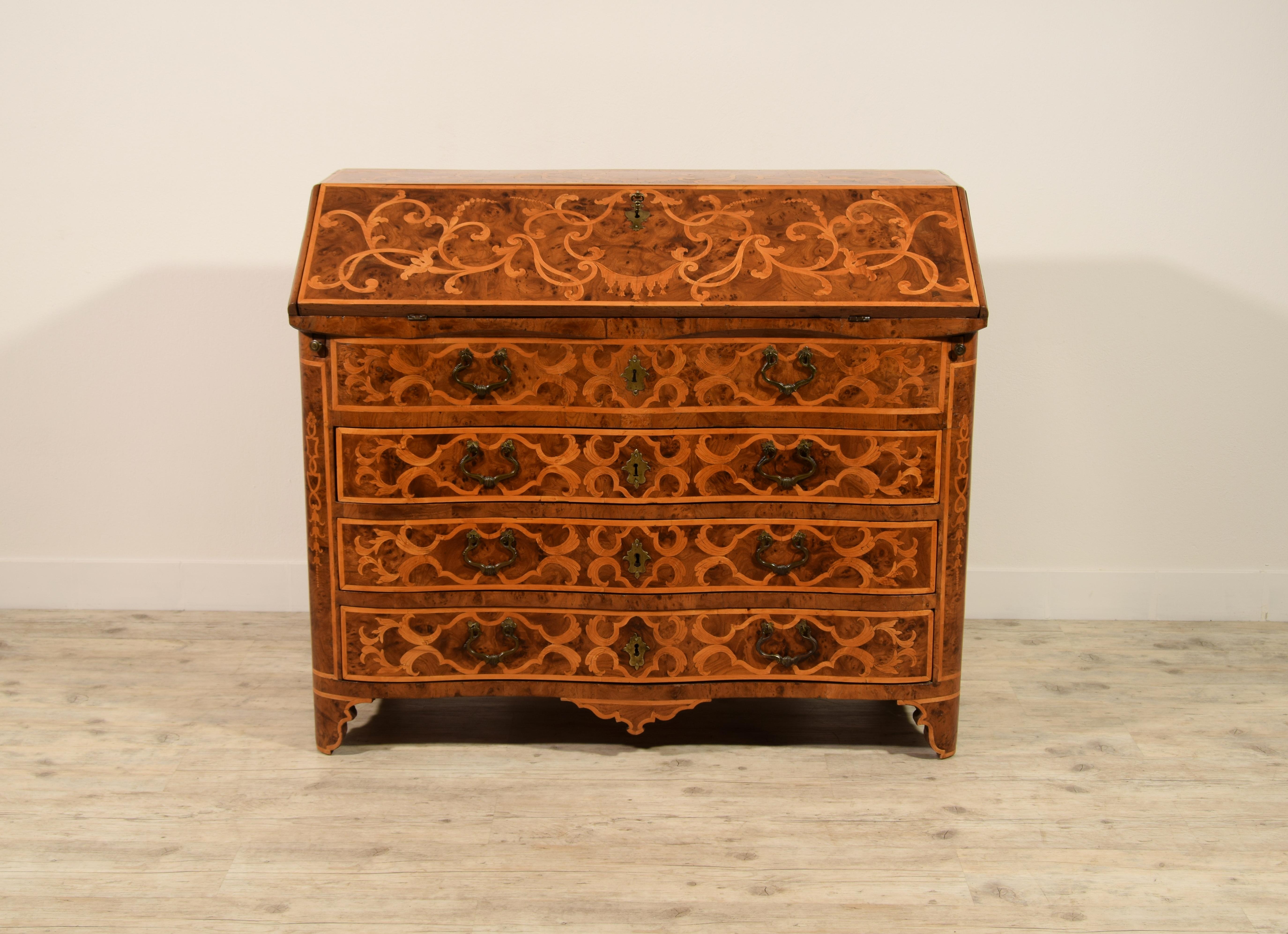 18th Century, Italian Inlaid Wood Chest of Drawers with Secretaire For Sale 3
