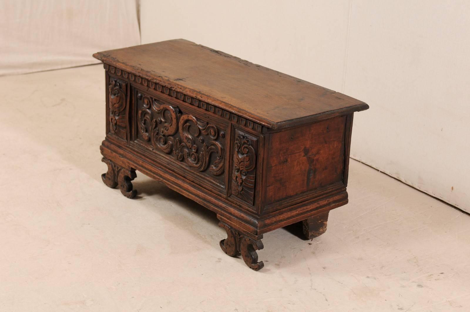 18th Century and Earlier 18th Century Italian Intricately Carved Sea Creature Casson Wood Trunk