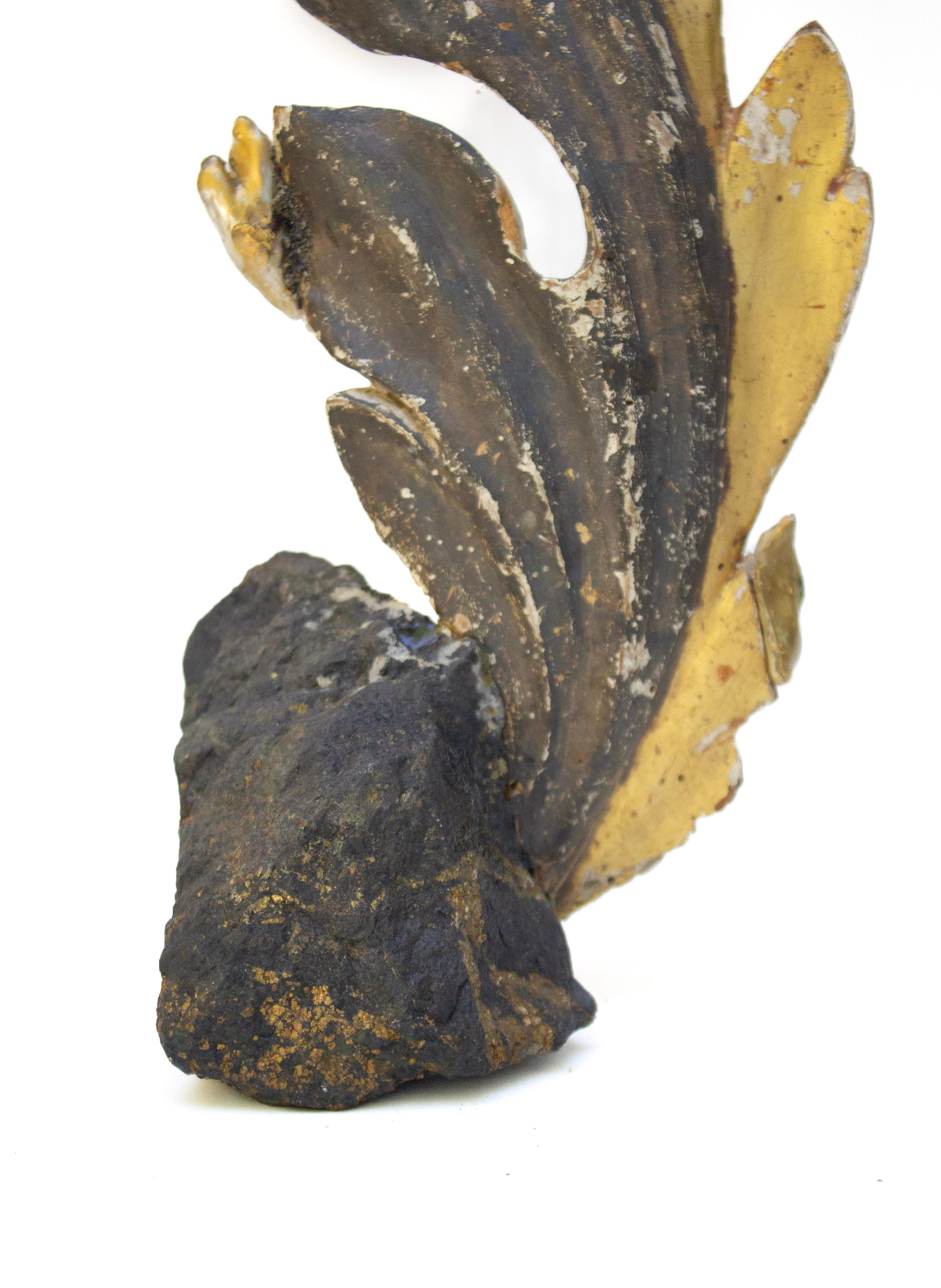 Rock Crystal 18th Century Italian Leaf Fragment with Pyrite in Magnetite and Baroque Pearls For Sale