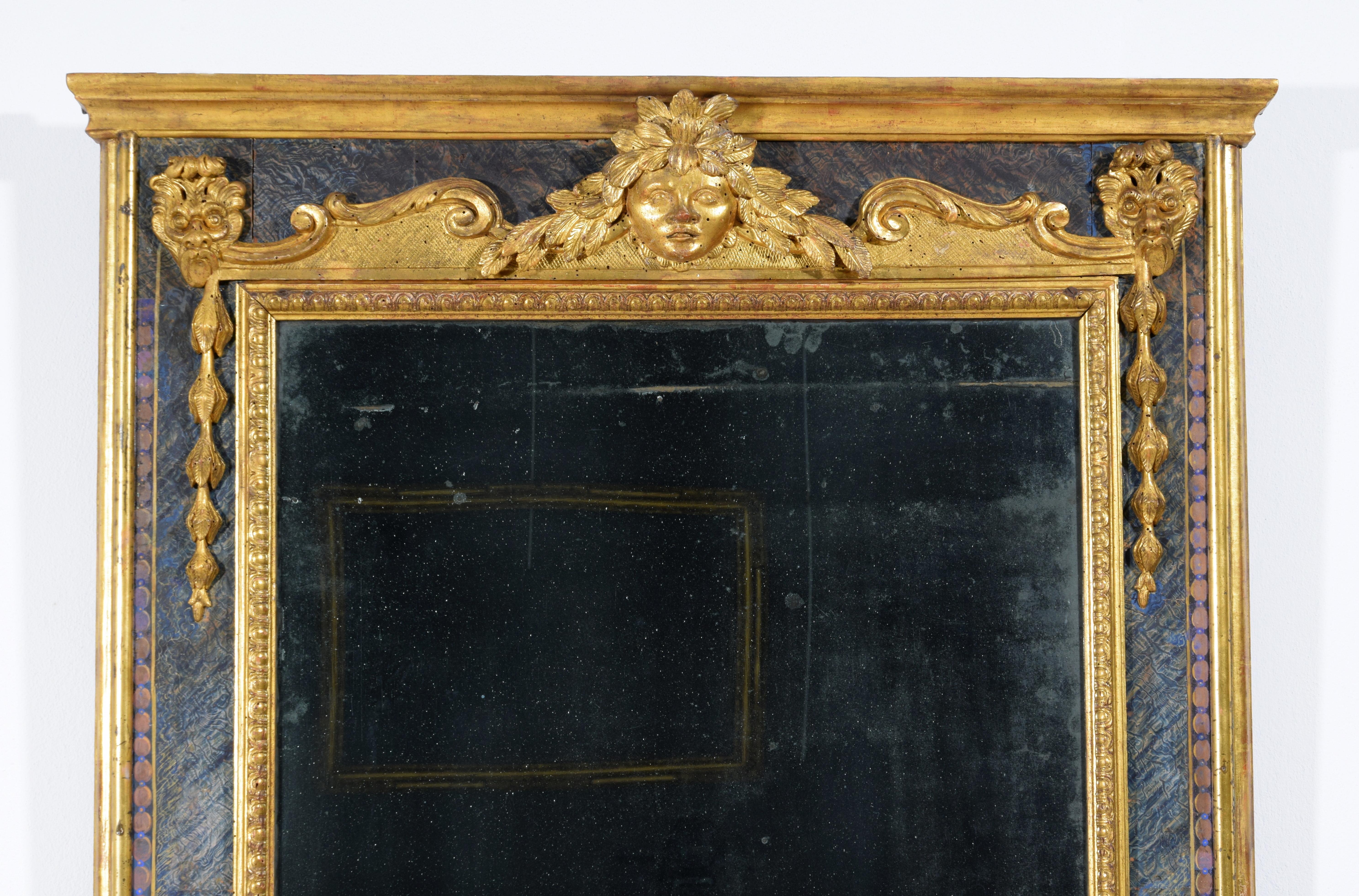 18th Century, Italian Louis XIV Carved Giltwood Mirror For Sale 2