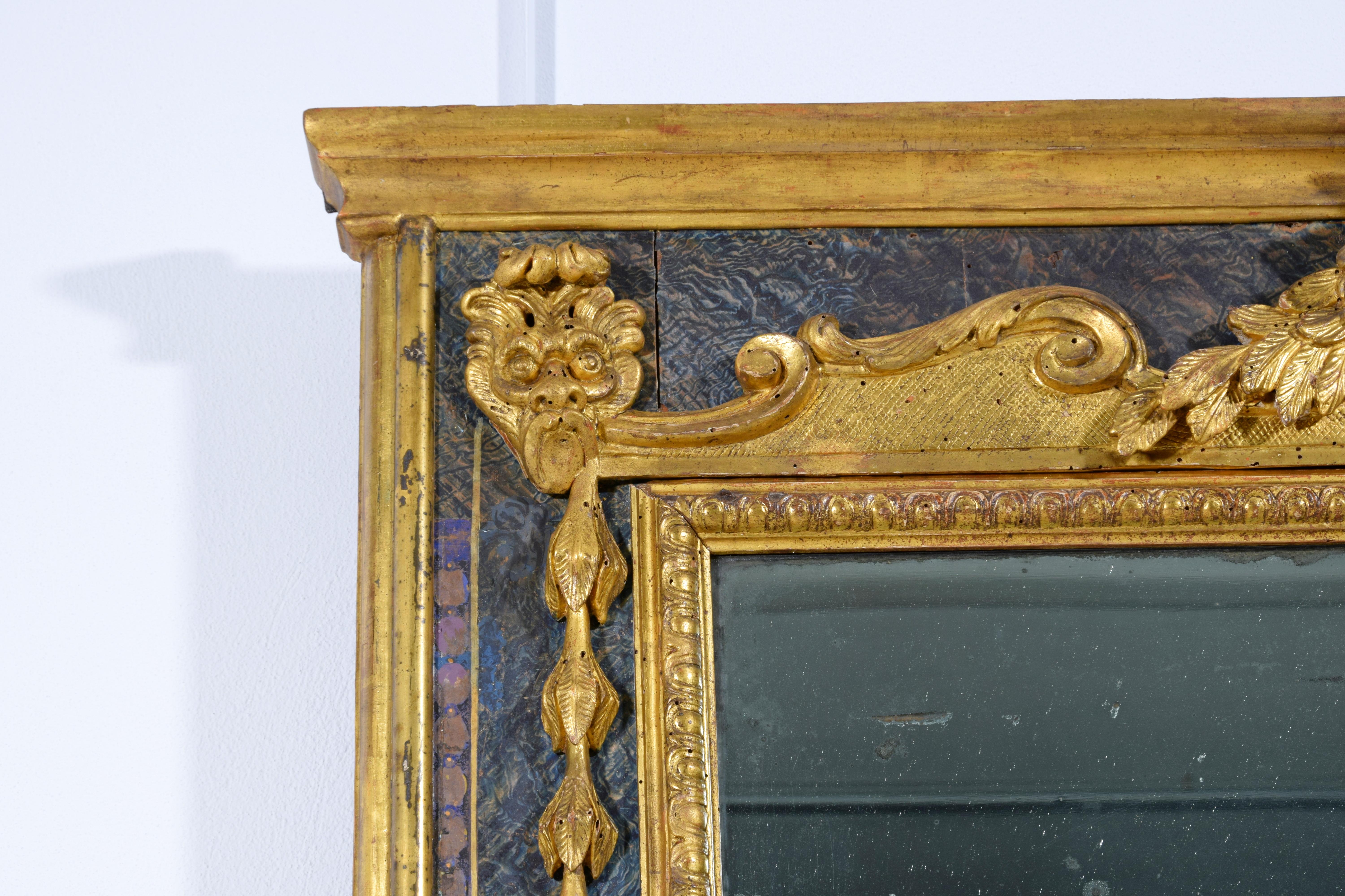 18th Century, Italian Louis XIV Carved Giltwood Mirror For Sale 4