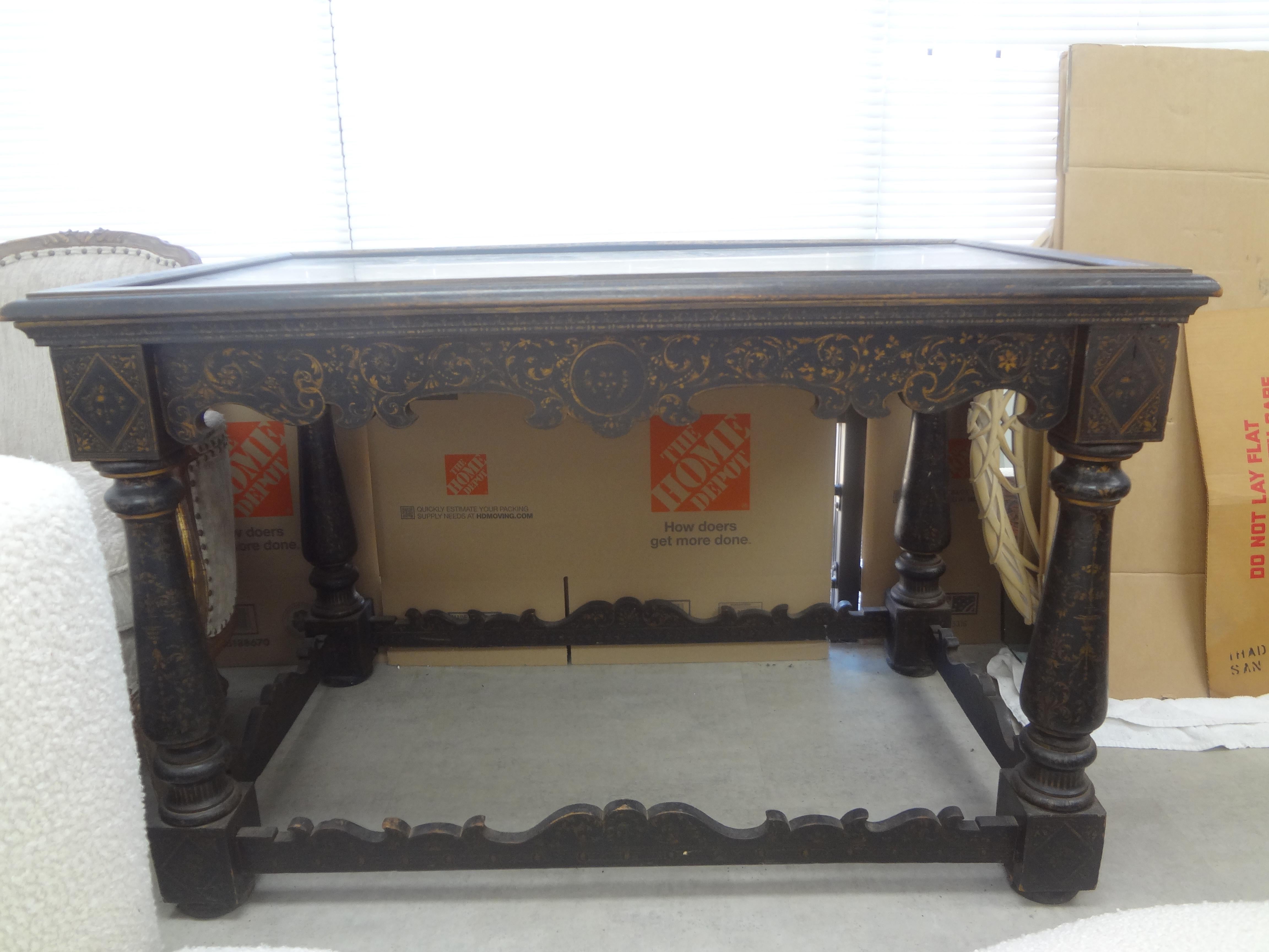 18th Century Italian Louis XIV Ebonized Center Table For Sale 10