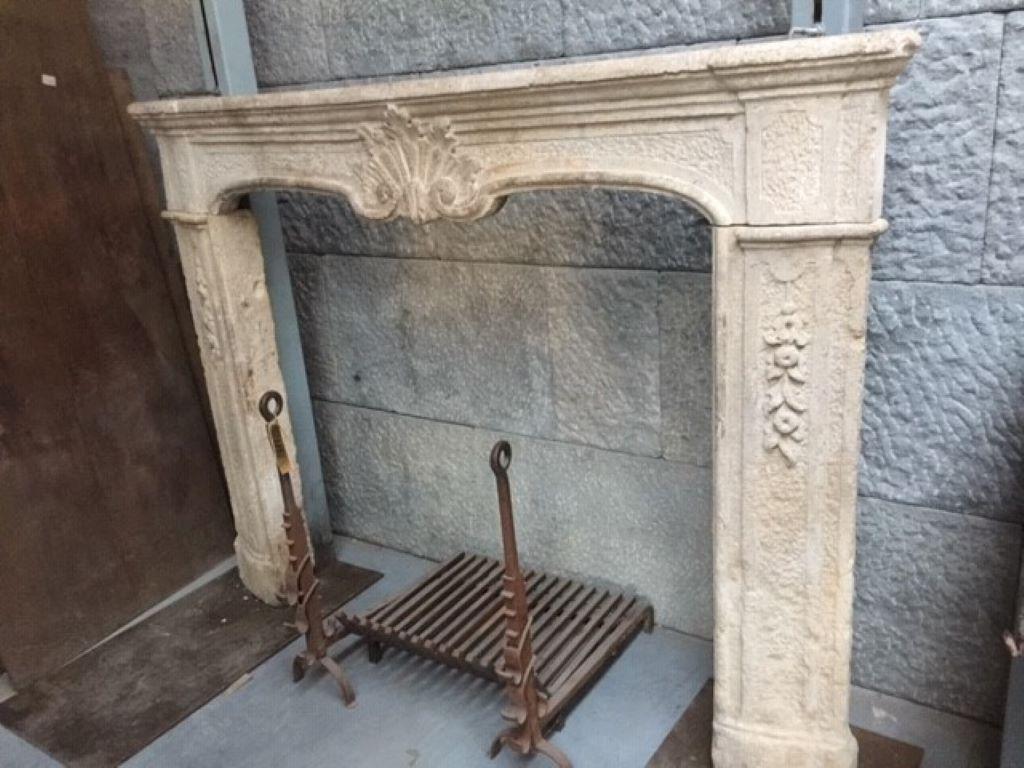 18th Century Italian Louis XV Fireplace Mantel For Sale 2
