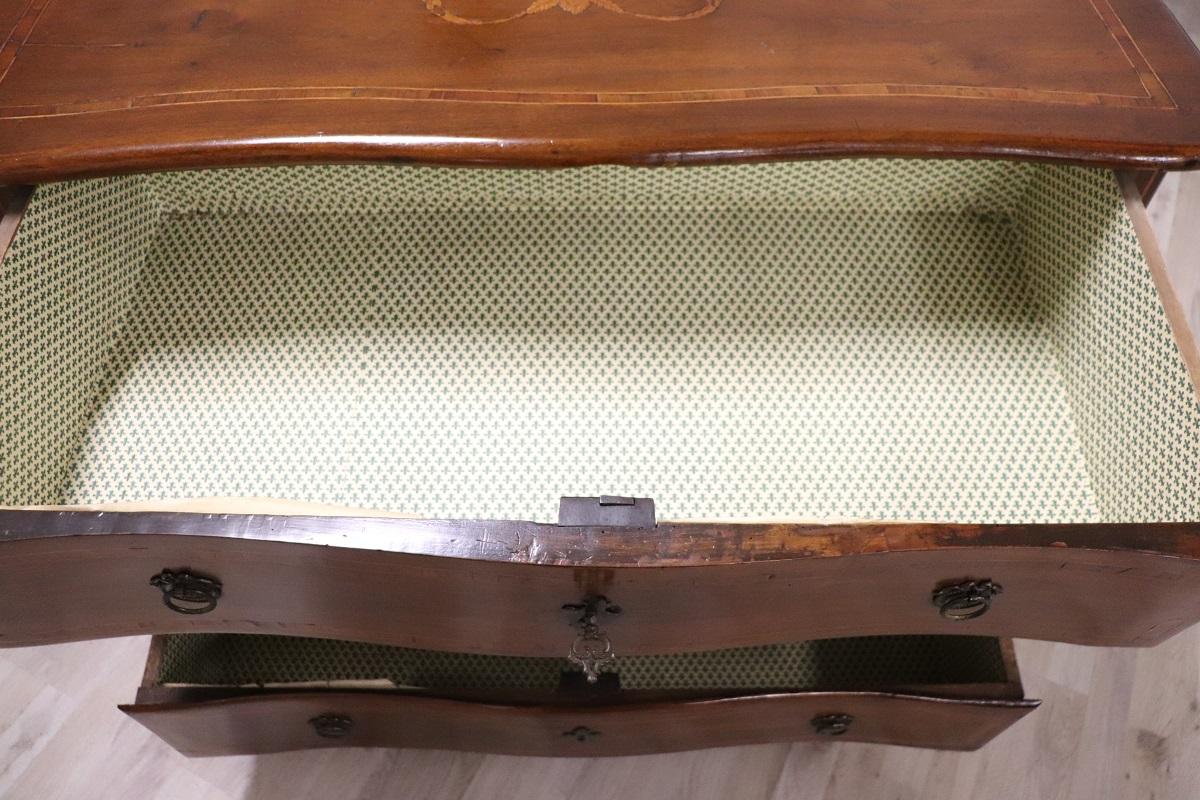 18th Century Italian Louis XV Inlaid Walnut Antique Chest of Drawers For Sale 7