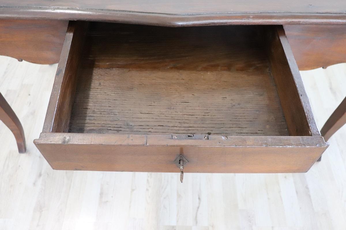 18th Century Italian Louis XV Solid Oak Wood Antique Writing Desk 7