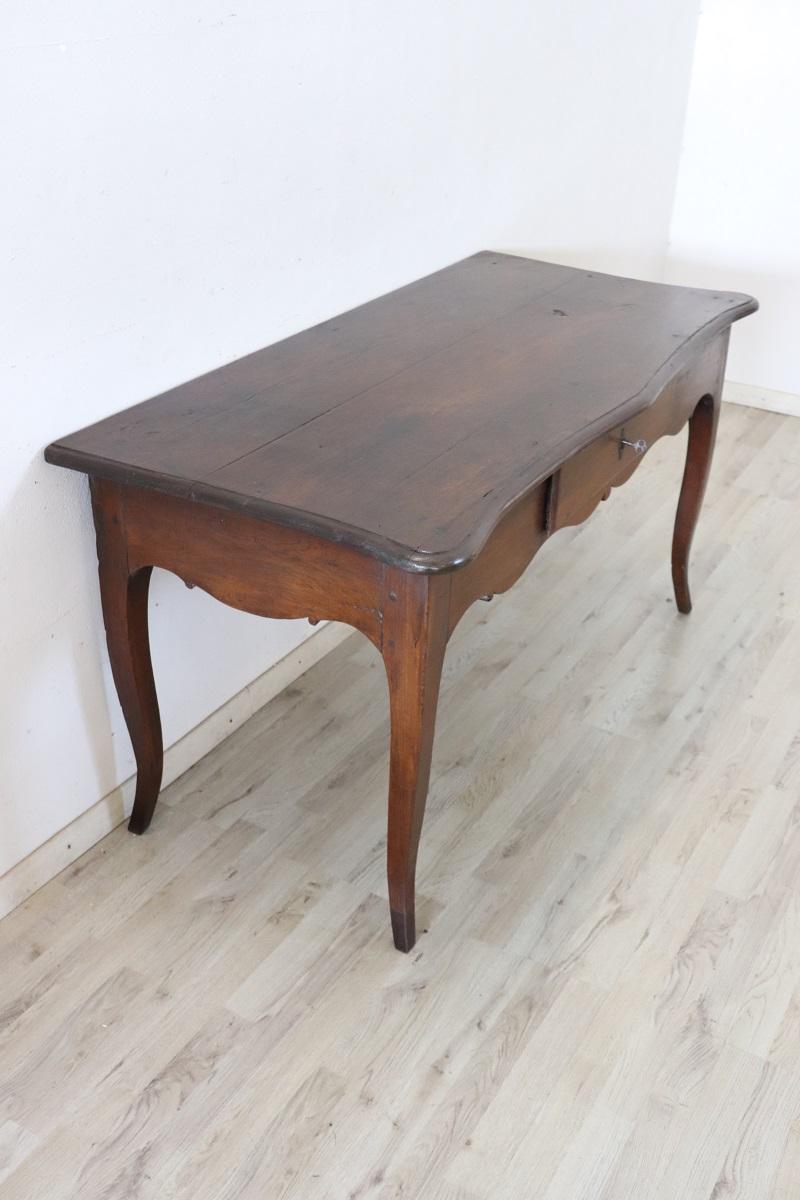 18th Century Italian Louis XV Solid Oak Wood Antique Writing Desk 9