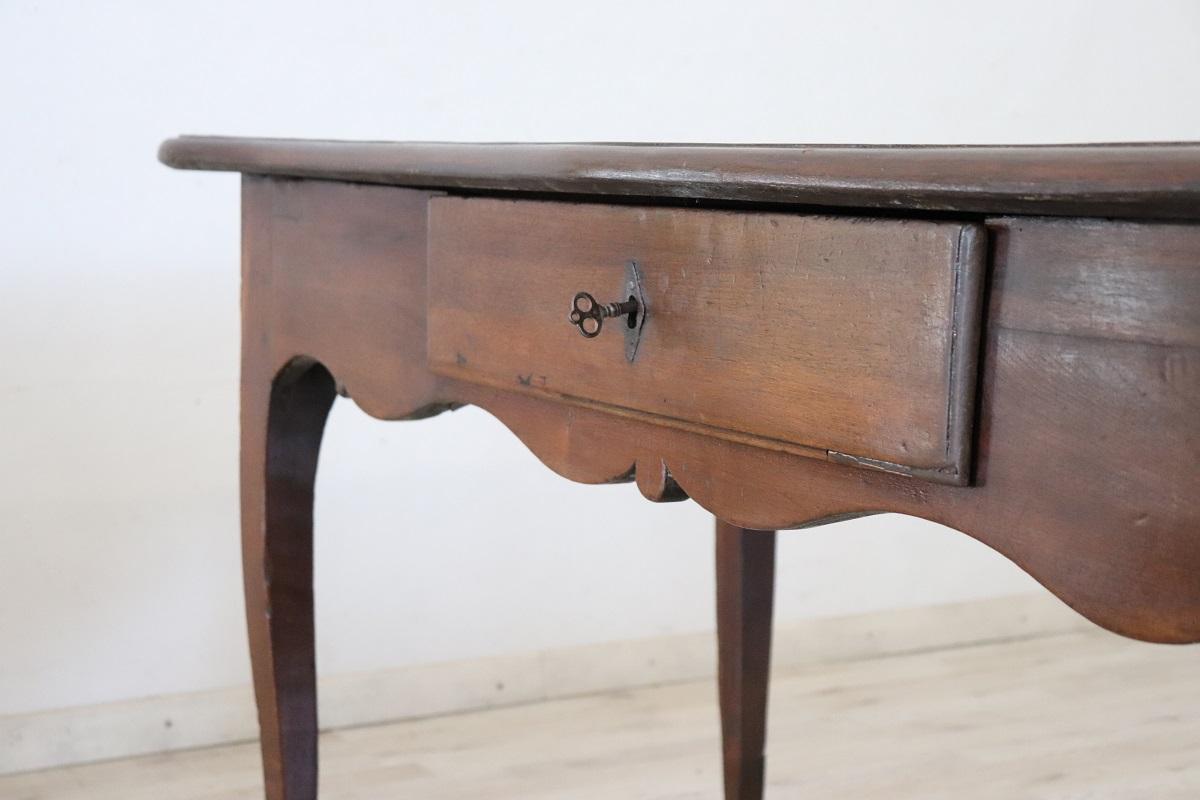 18th Century Italian Louis XV Solid Oak Wood Antique Writing Desk 2