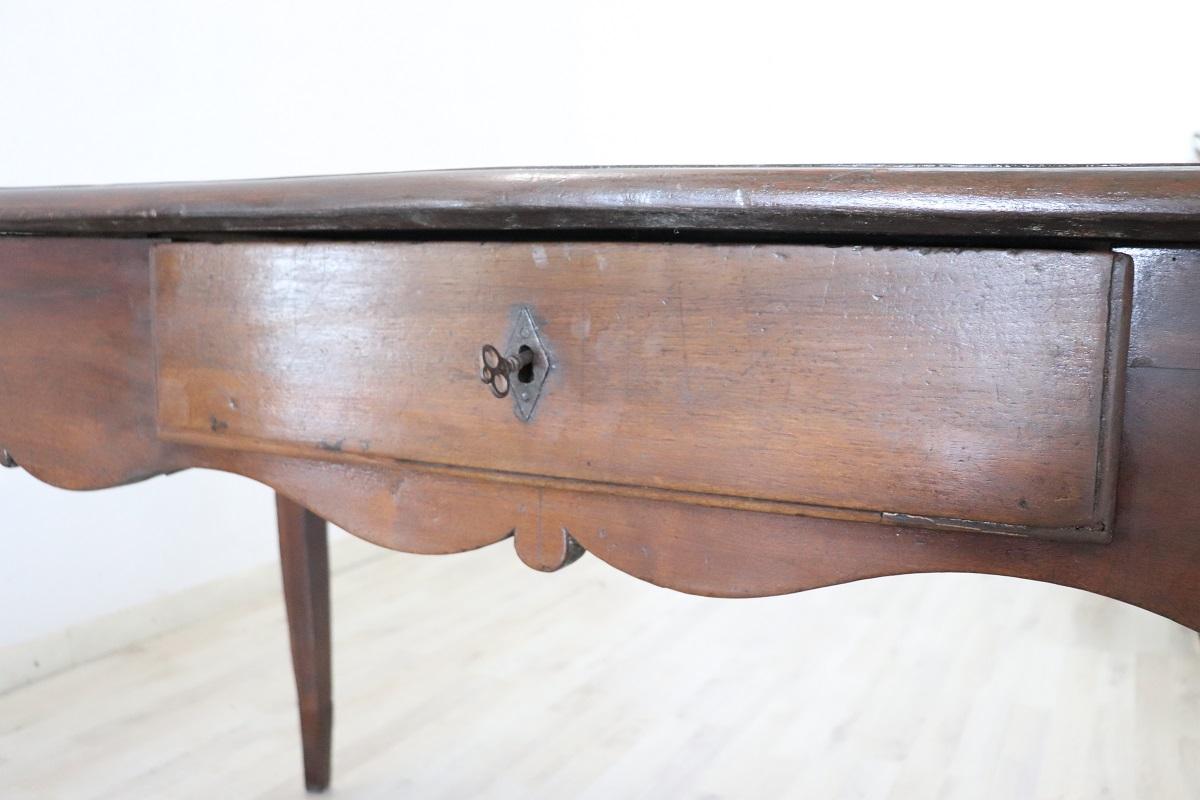 18th Century Italian Louis XV Solid Oak Wood Antique Writing Desk 5