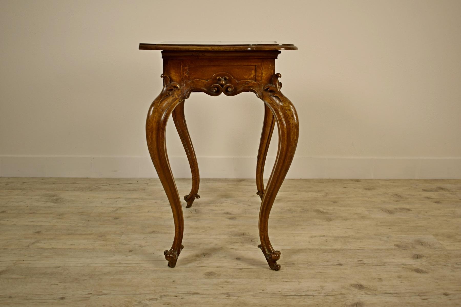 18th Century, Italian Louis XV Solid Walnut Wood Console Table 6