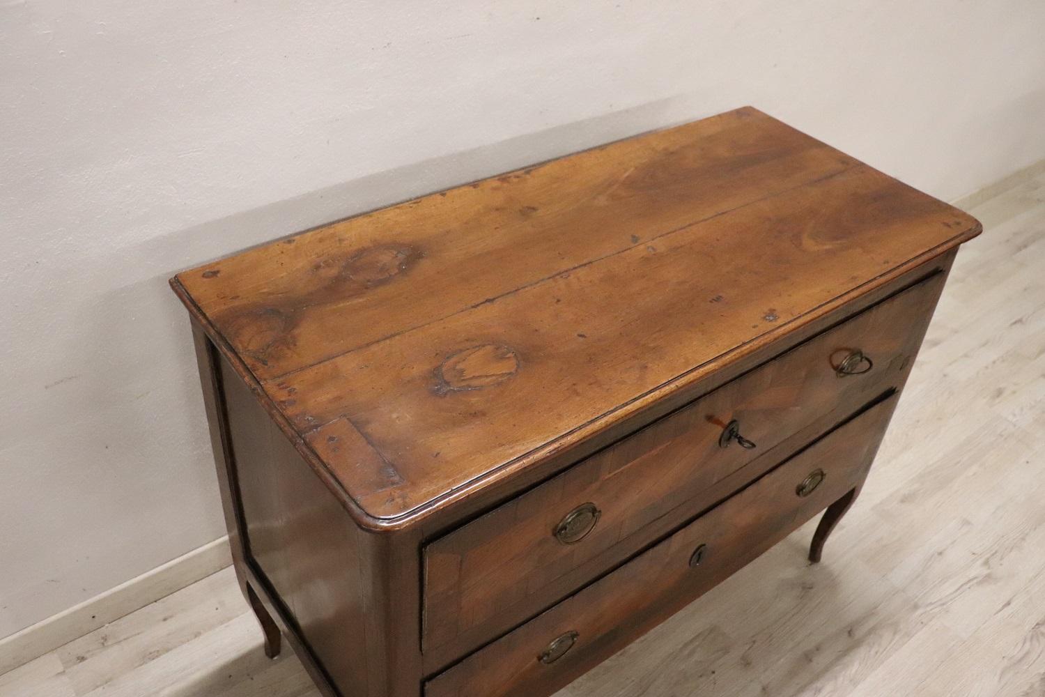 Mid-18th Century 18th Century Italian Louis XV Walnut Antique Chest of Drawers For Sale