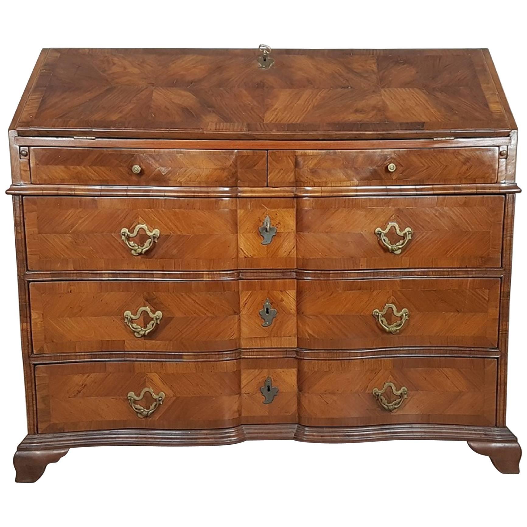 18th Century Italian Louis XV Walnut Chest of Drawers with Secretaire
