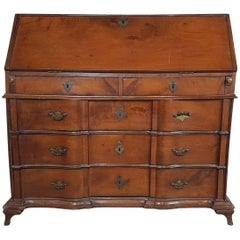 18th Century Italian Louis XV Walnut Chest of Drawers with Secretaire
