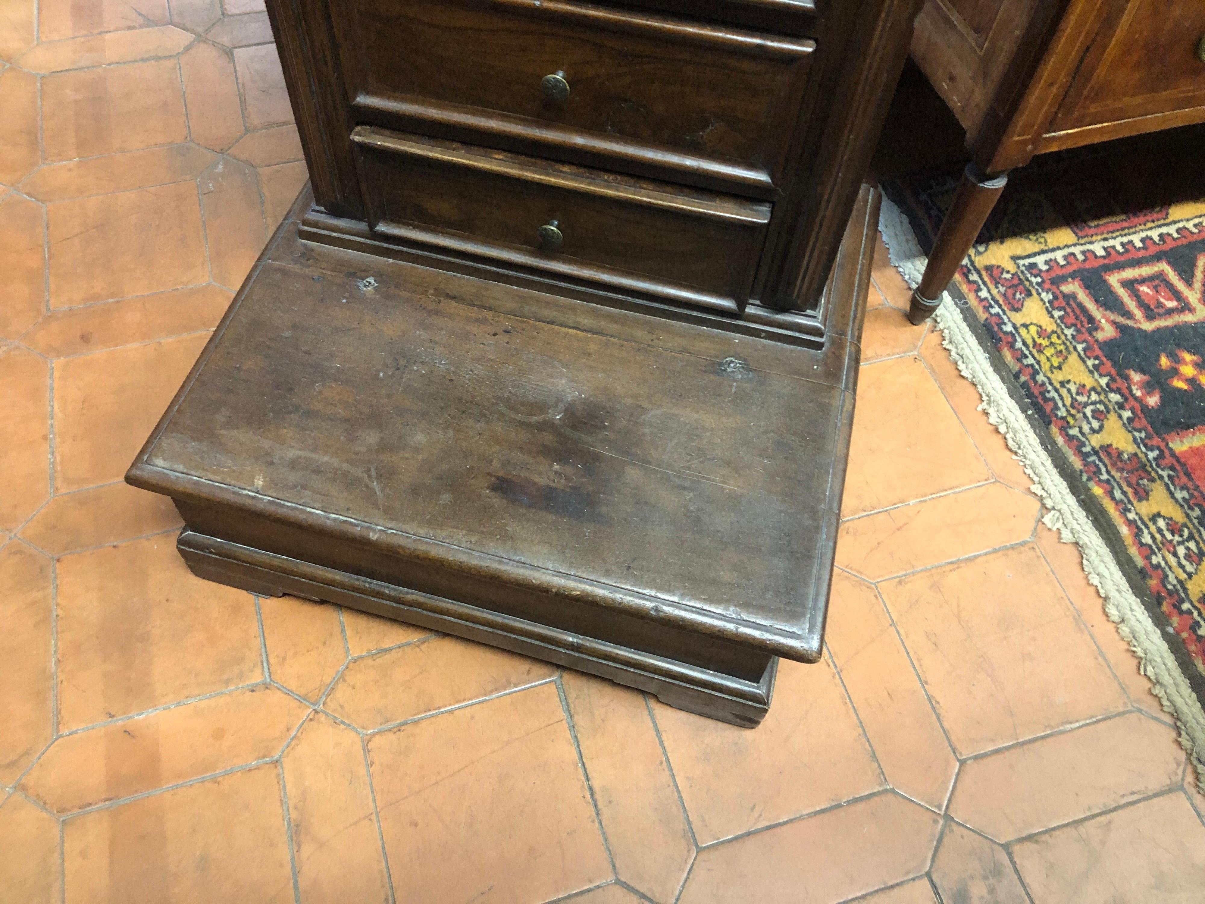 Mid-18th Century 18th Century Italian Louis XV Walnut Kneeler Faldstool with Secret Draw, 1750s