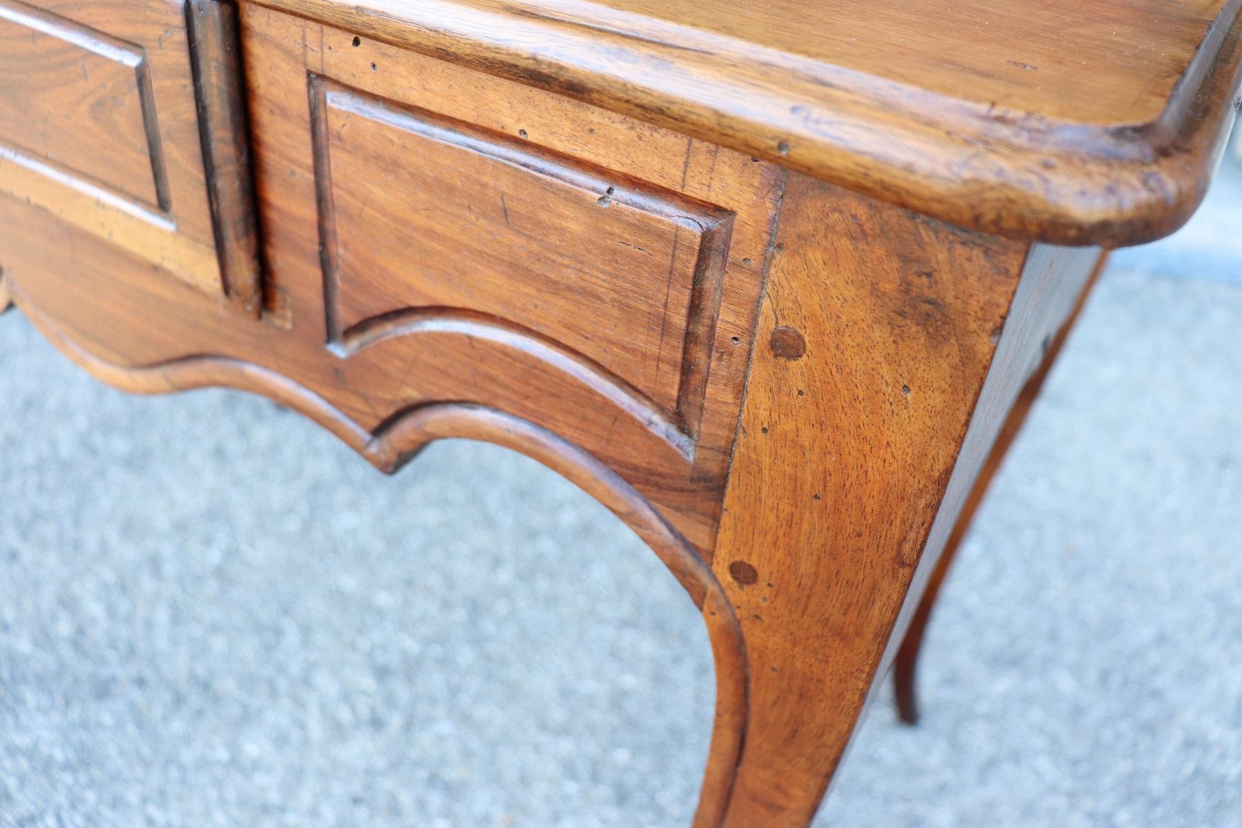 18th Century Italian Louis XV Walnut Wood Writing Desk 8