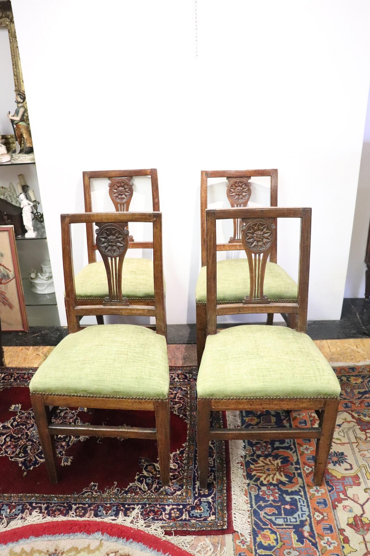 18th Century Italian Louis XVI Carved Walnut Wood Four Antique Chairs In Good Condition In Casale Monferrato, IT