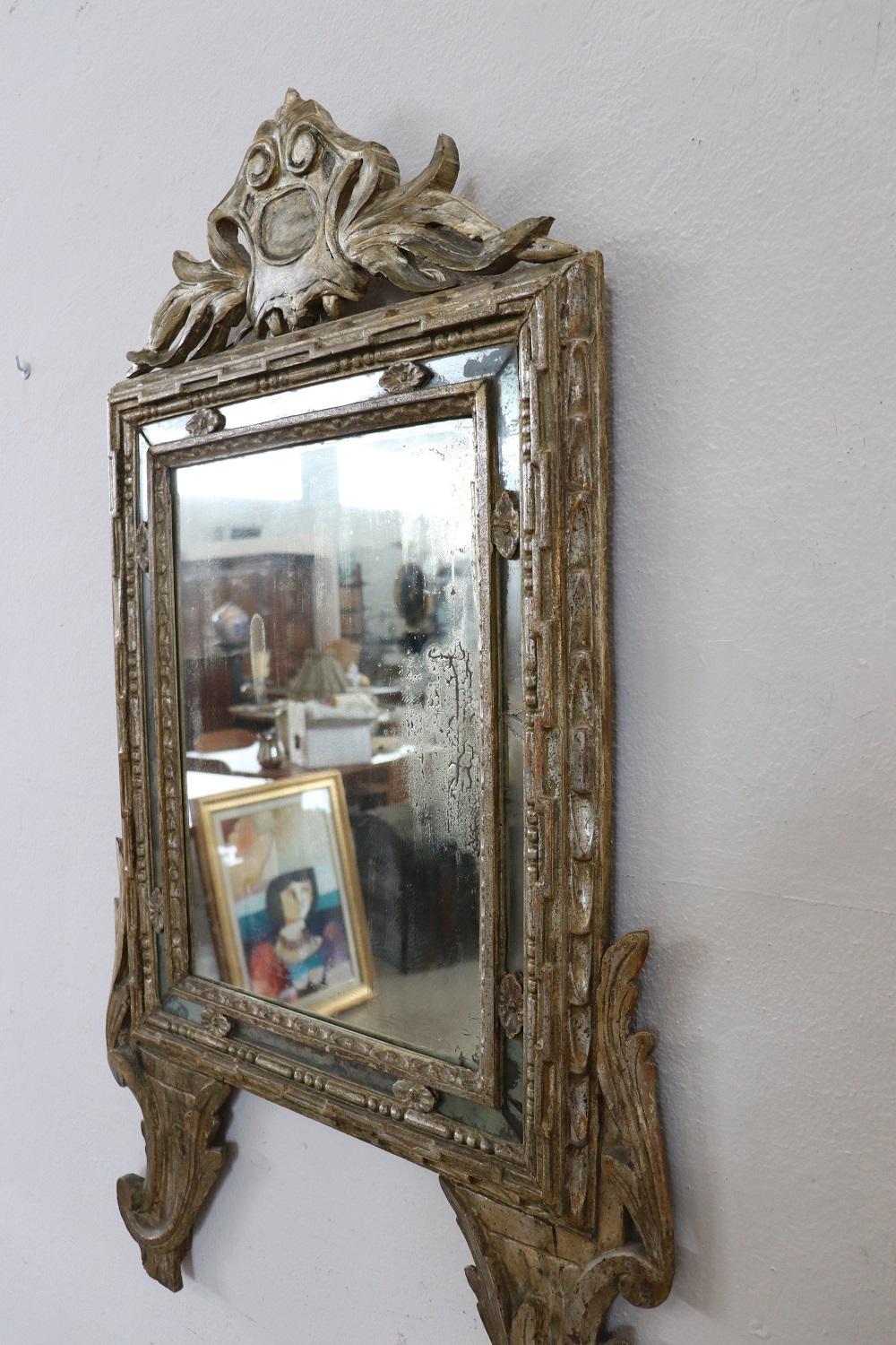 18th Century Italian Louis XVI Carved Wood and Mecca Antique Wall Mirror In Good Condition For Sale In Casale Monferrato, IT