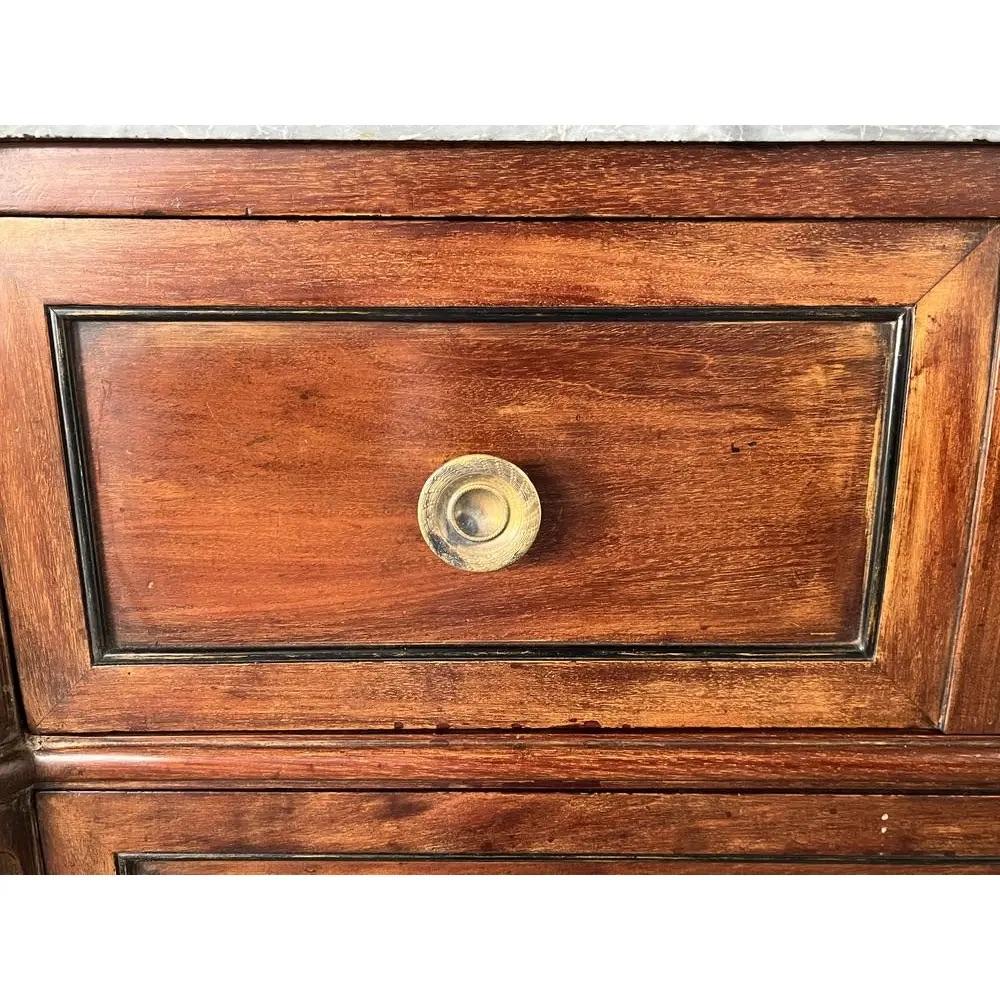 Commode Luigi XVI del XVIII secolo in noce con marmo grigio in vendita 1