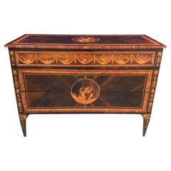 Commode italienne Louis XVI du 18ème siècle en marqueterie de style Maggiolini