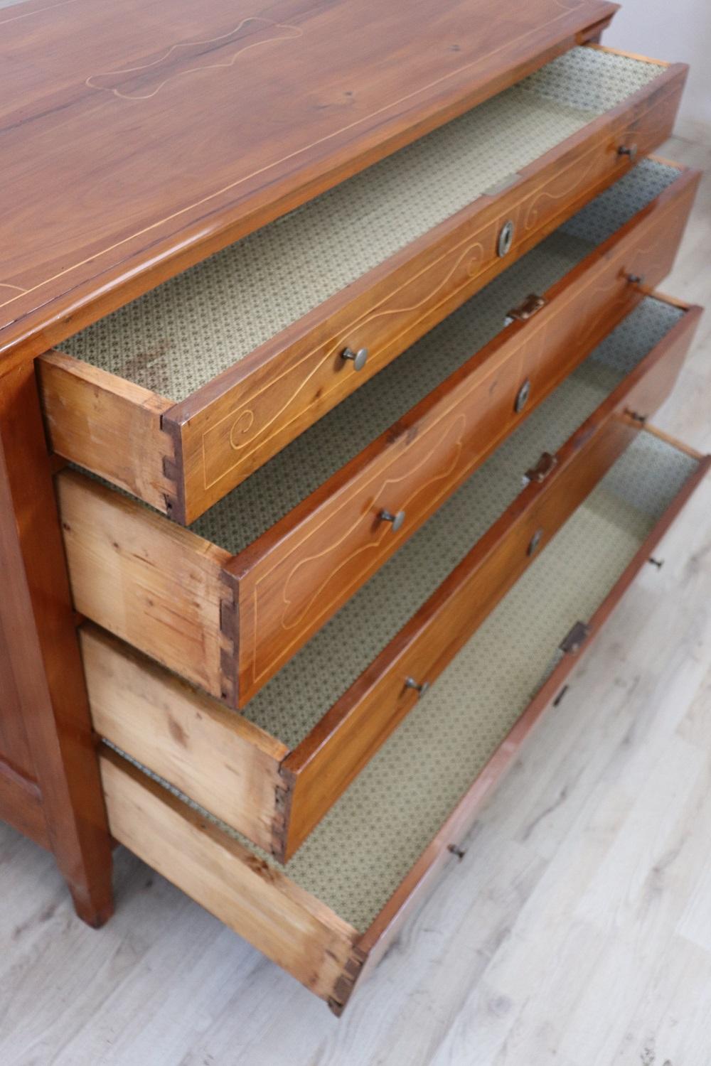 18th Century Italian Louis XVI Inlaid Cherry Wood Commode or Chest of Drawer For Sale 3