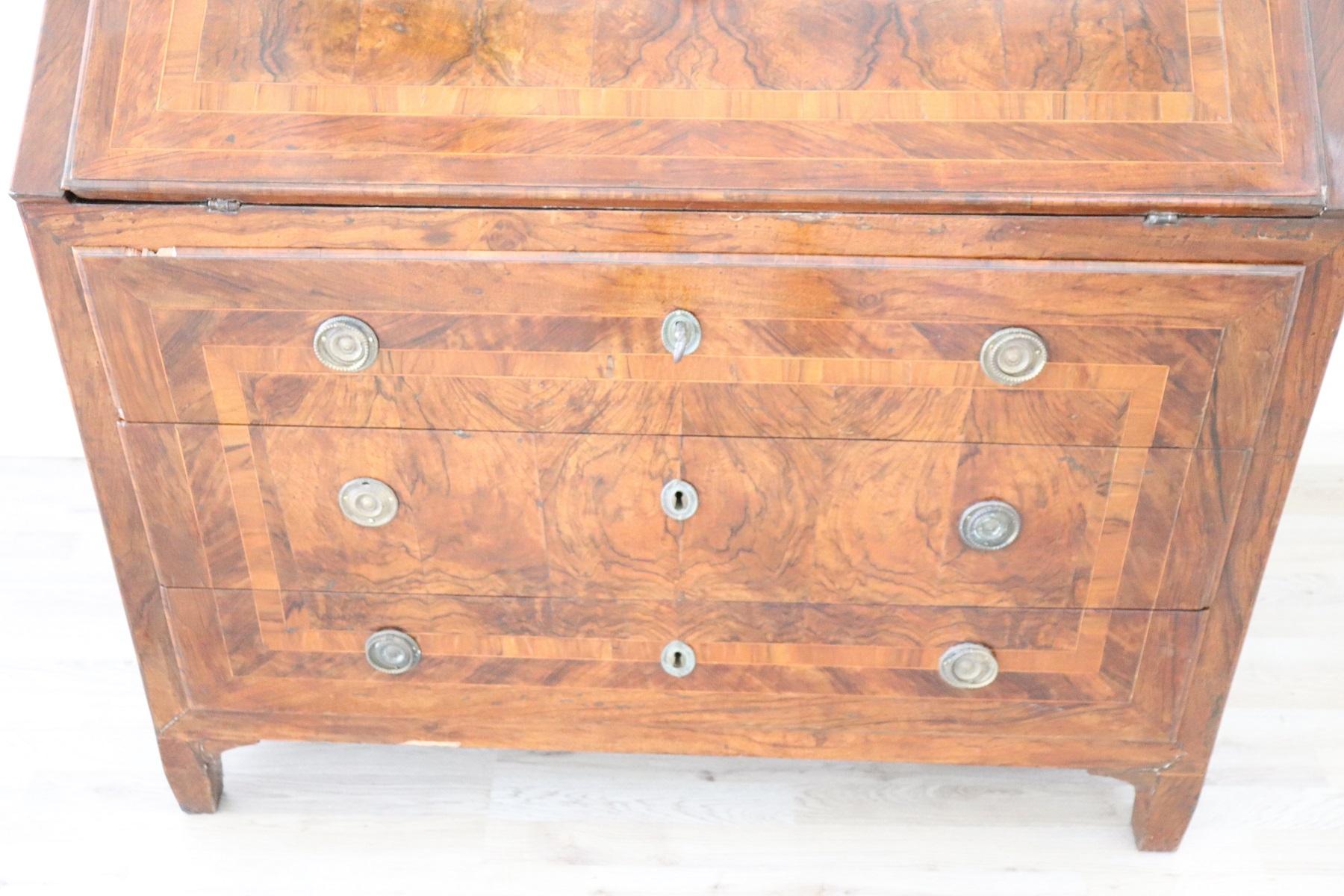 18th Century Italian Louis XVI Inlay Wood Chest of Drawers with Secretaire In Good Condition In Casale Monferrato, IT