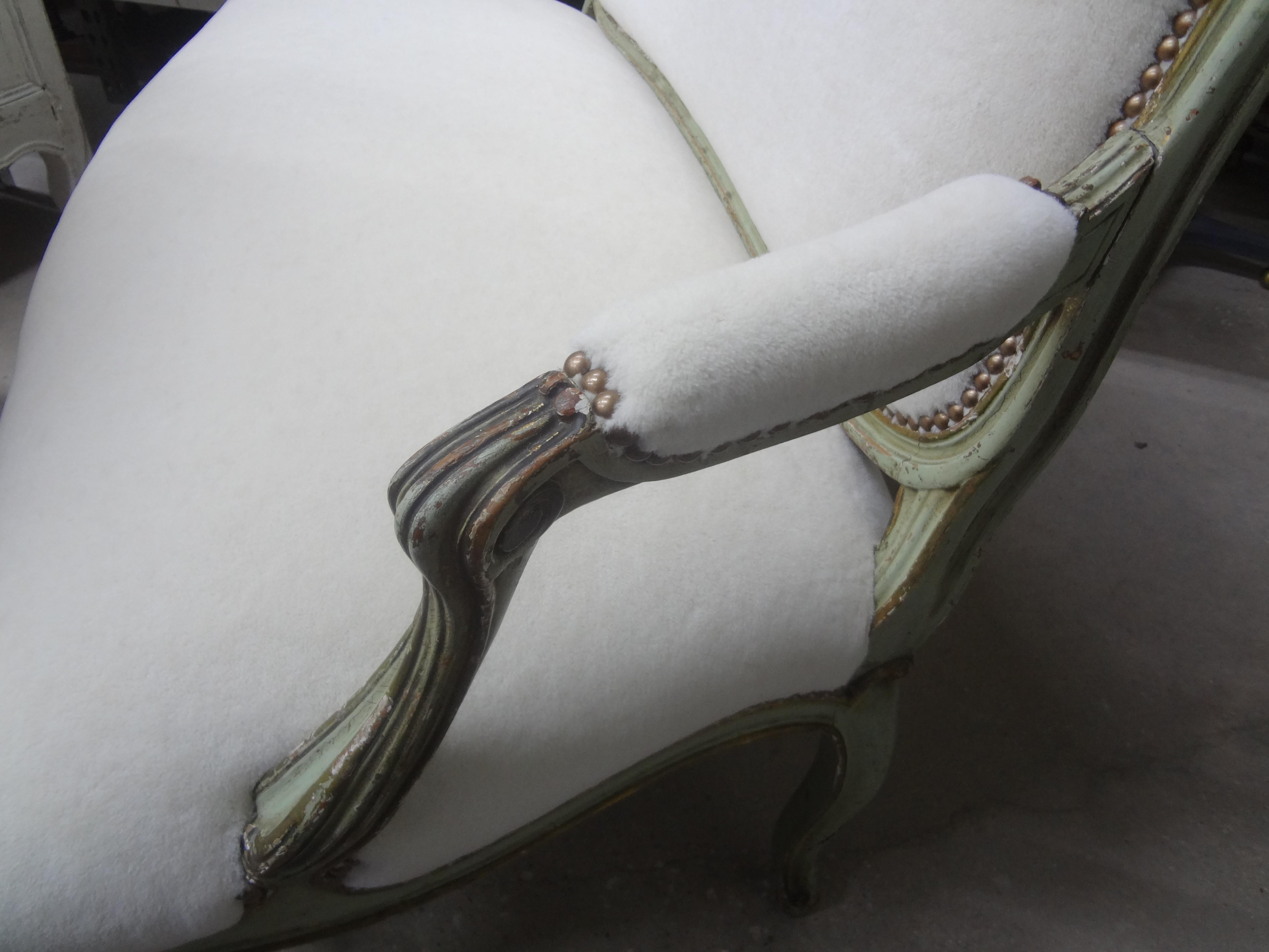18th Century Italian Louis XVI Painted and Parcel Gilt Loveseat For Sale 3