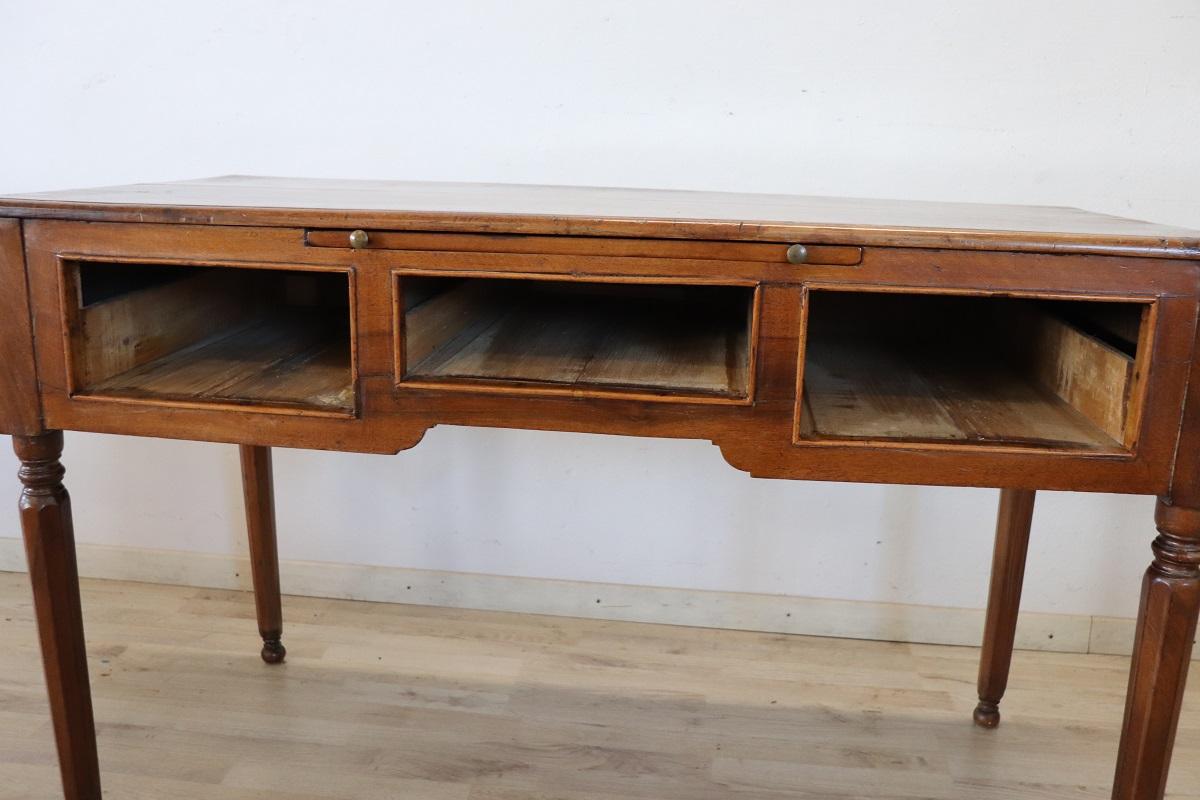 18th Century Italian Louis XVI Solid Walnut Wood Antique Writing Desk For Sale 6