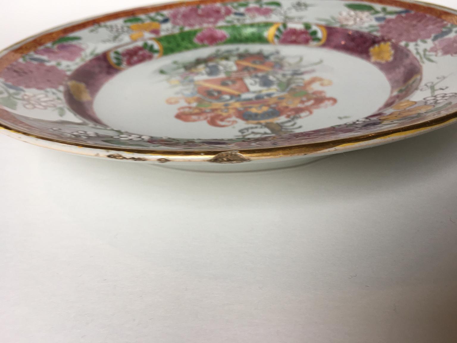 18th Century Italian Maiolica Armorial Dish Milano, circa 1770 2