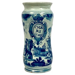 Bote de farmacia de alborelo azul y blanco de maiolica italiana del siglo XVIII nº 2
