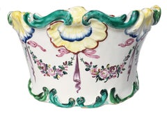 Macetero italiano de maiolica Guirnaldas de flores, P. Rubati, Milán, 1770 circa