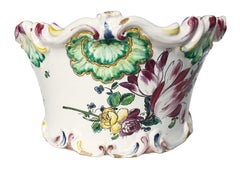 Antigua maceta de Maiolica Fábrica Pasquale Rubati, Milán Circa 1770
