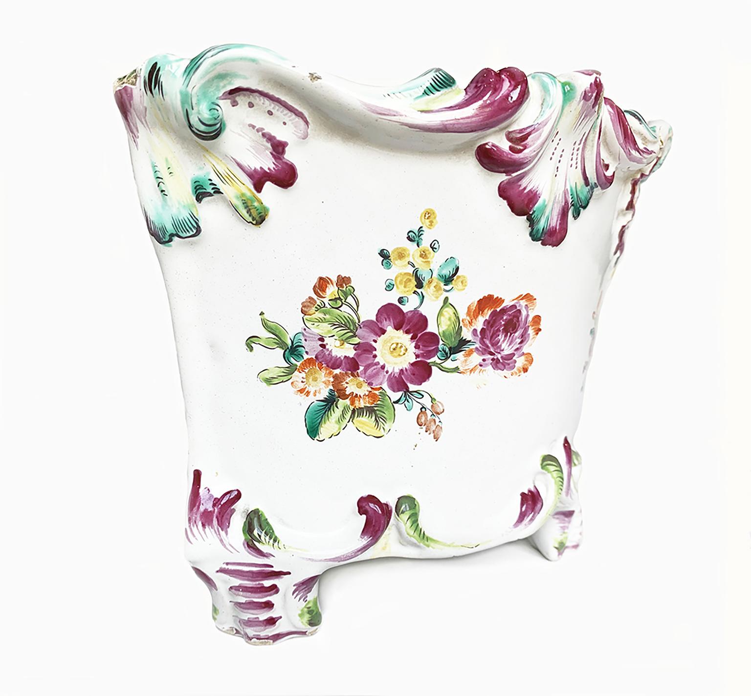 Rococo Italian Maiolica Flower Pot Pasquale Rubati, Milano, 1770 circa For Sale 1