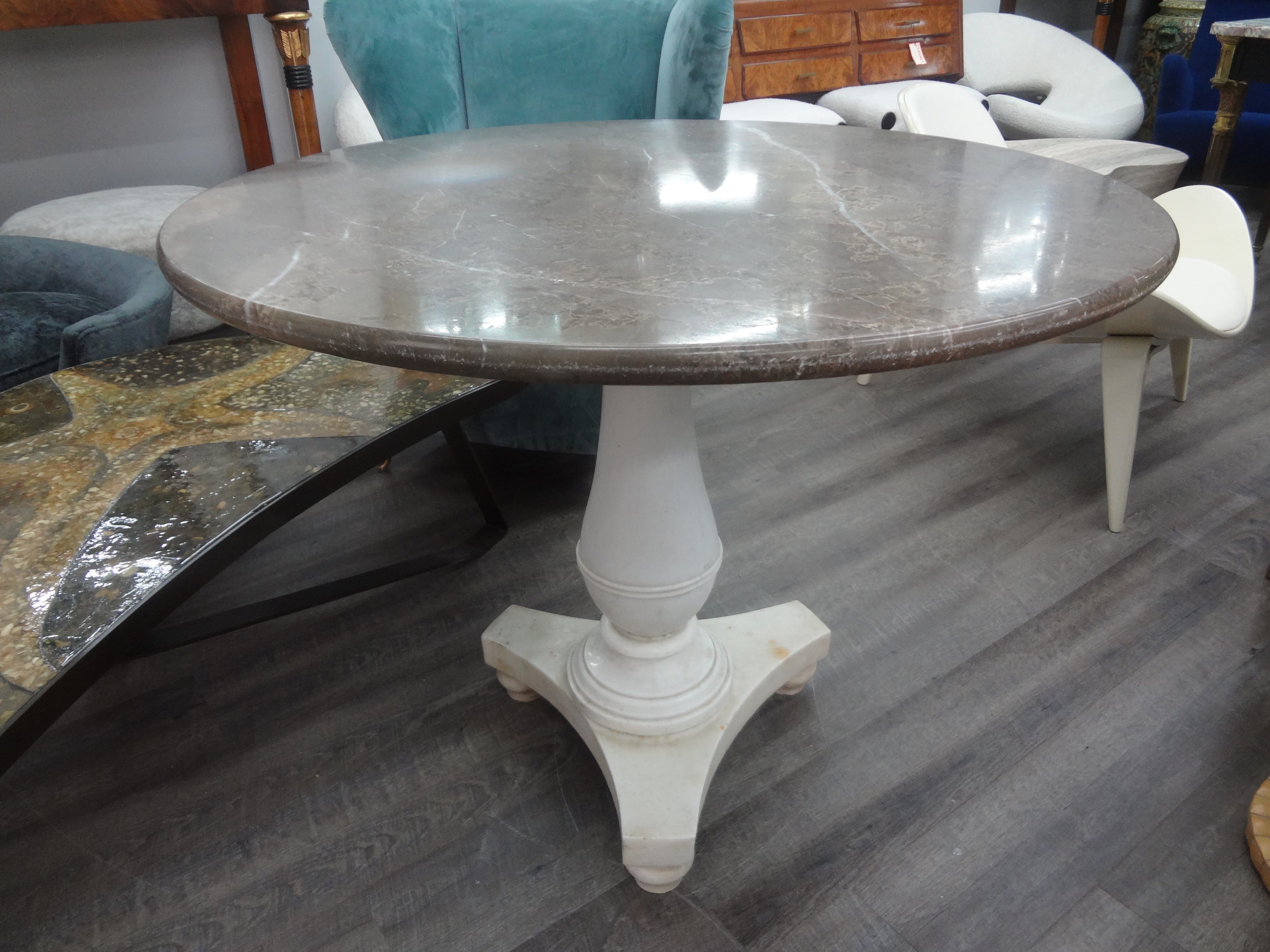 Neoclassical 18th Century Italian Marble Center Table For Sale