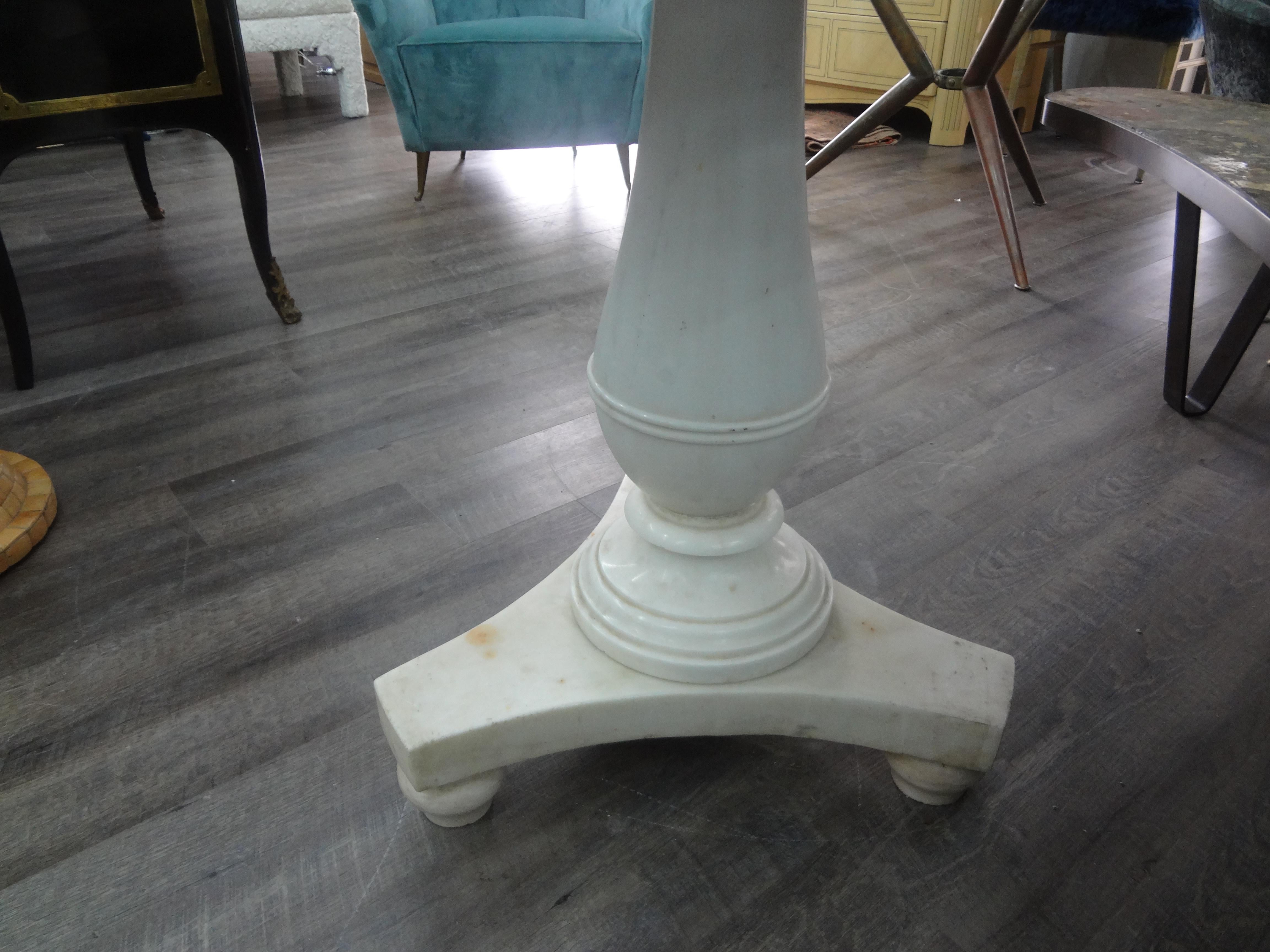 18th Century Italian Marble Center Table In Good Condition For Sale In Houston, TX