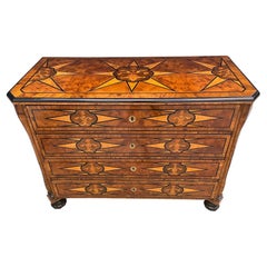 Wood Commodes and Chests of Drawers