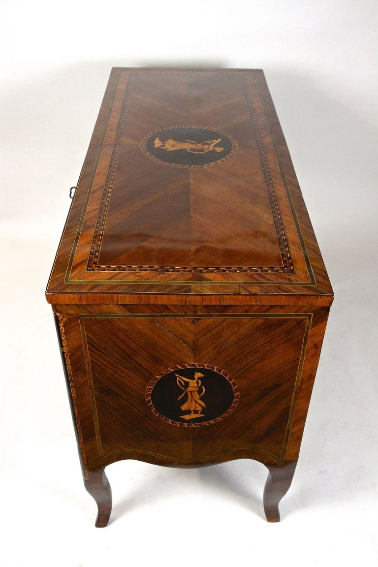 18th Century Italian Marquetry Chest Of Drawers Museum Quality, Milan
